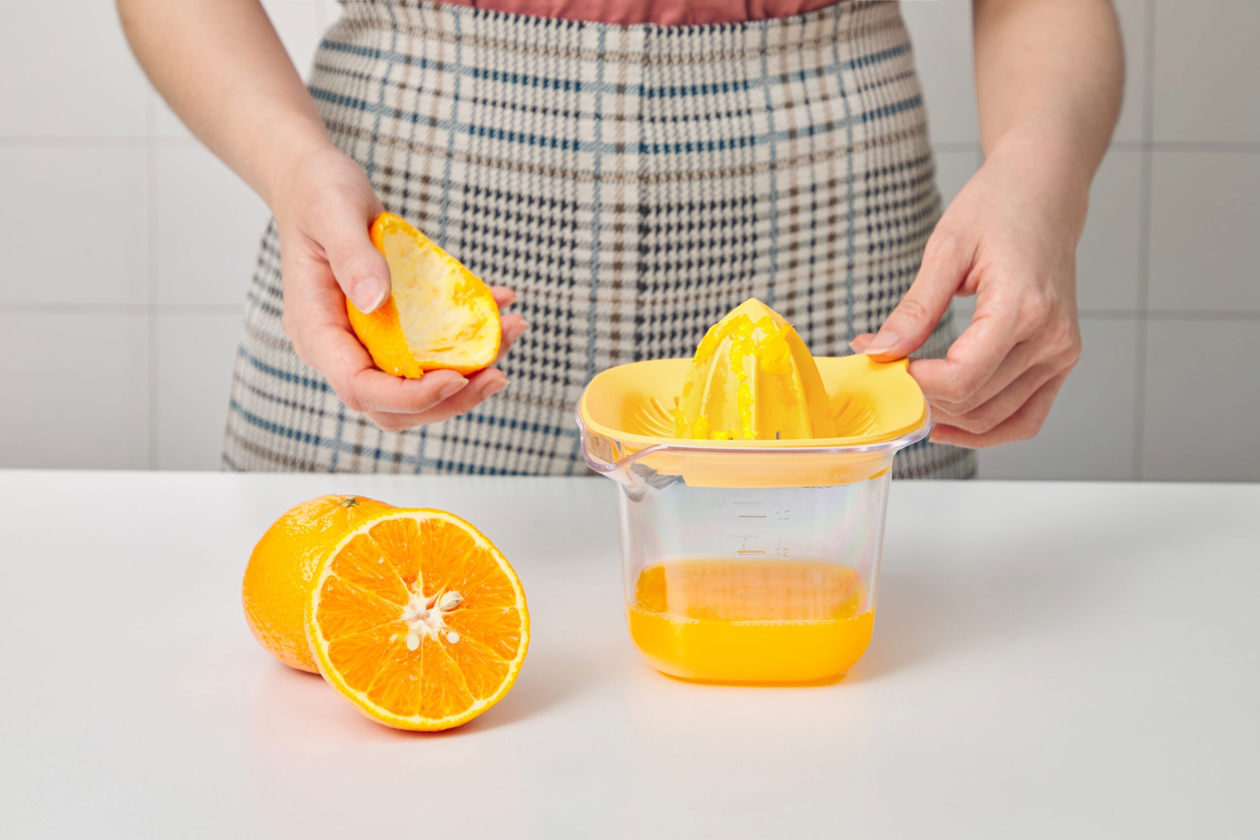 Bộ vắt cam chanh Inochi Yoko 500ml (màu ngẫu nhiên) hình 2