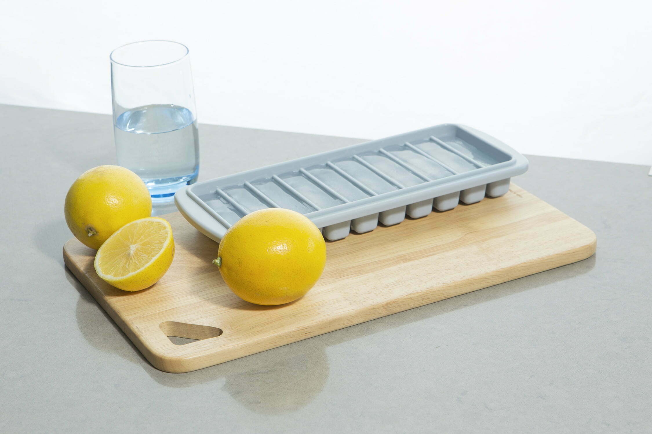 Khay làm đá Kari Inochi có nắp 10 viên (Thanh dài) hình 1