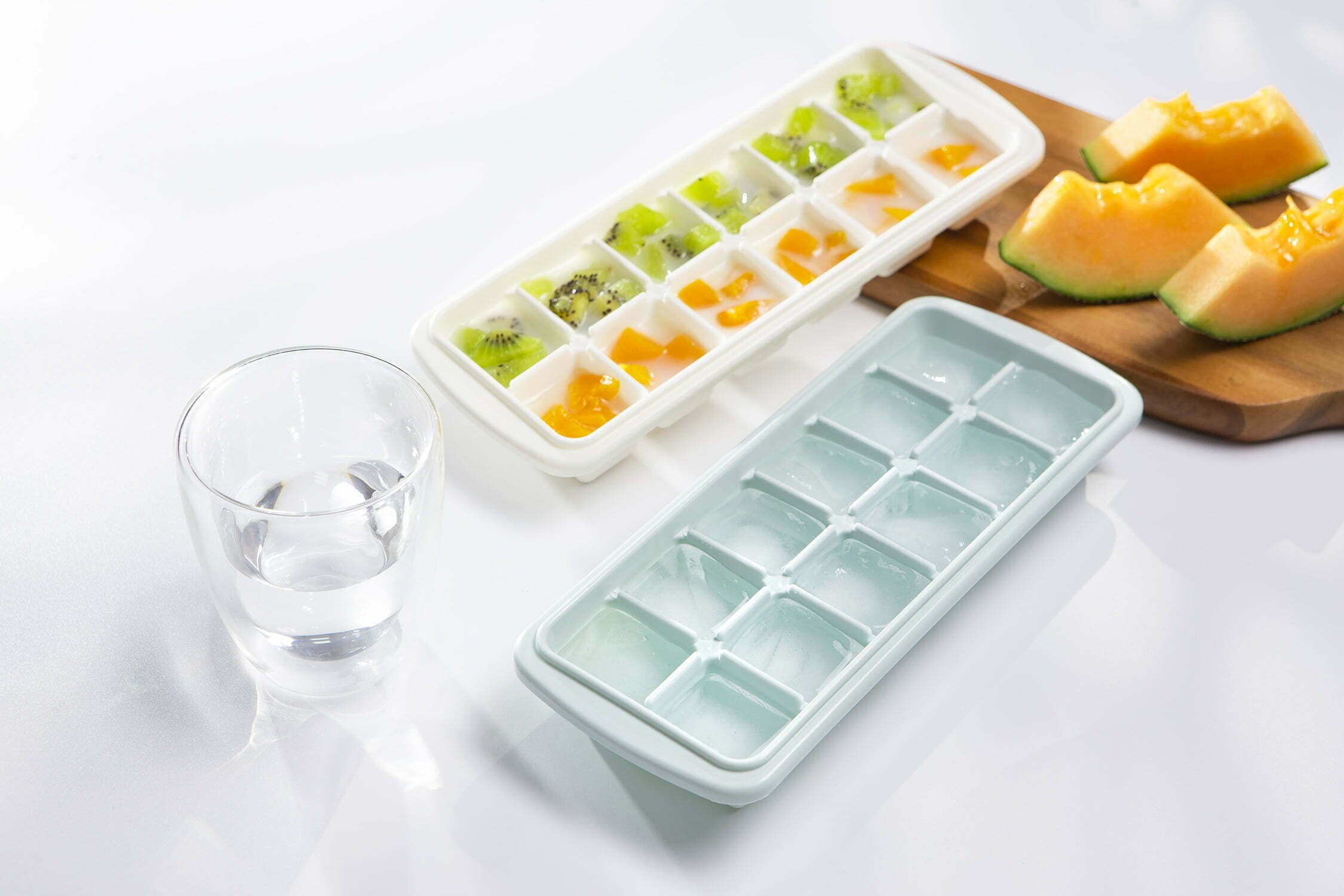 Khay làm đá Kari Inochi có nắp 12 viên (Dạng viên) hình 1