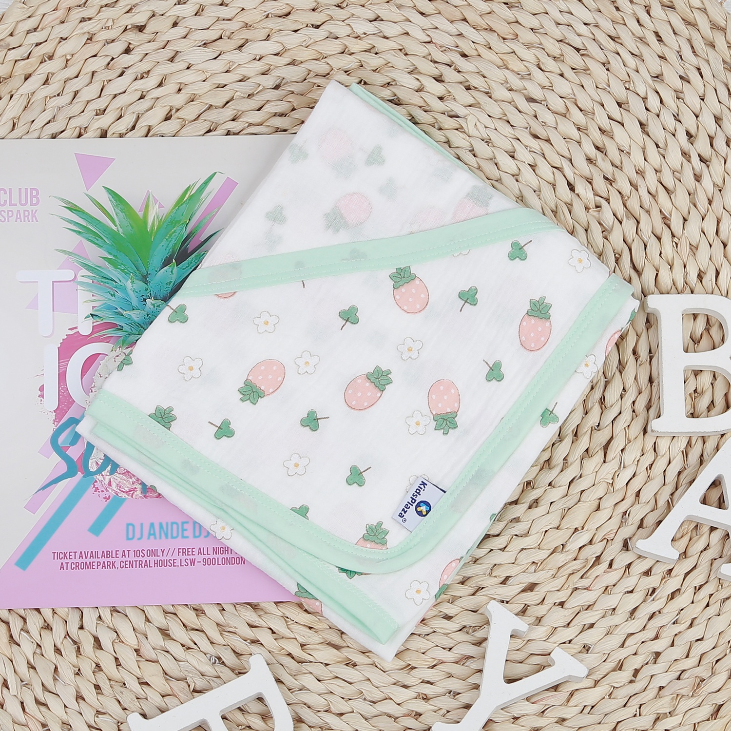 Khăn ủ xô có mũ KidsPlaza TM 4 lớp hình 1