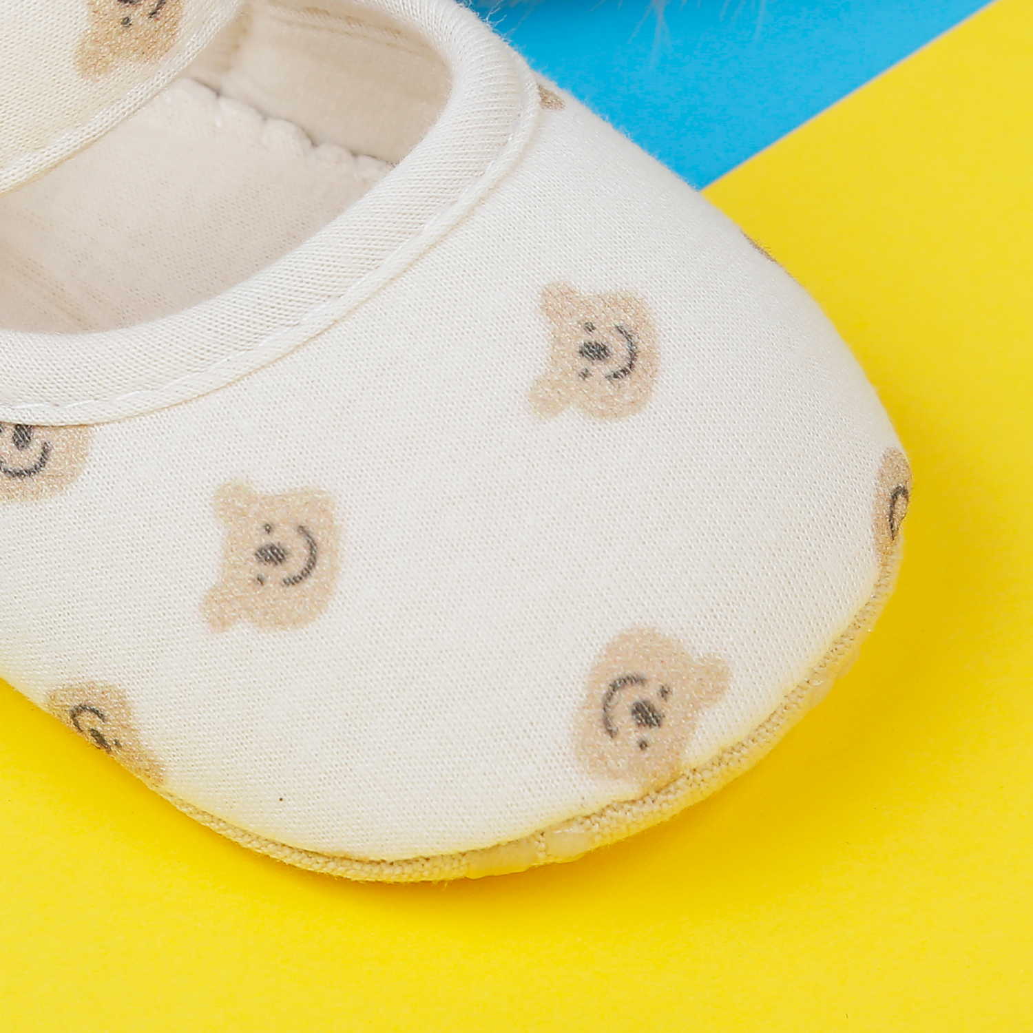 Giày tập đi họa tiết gấu cute cho bé AC22 hình 3