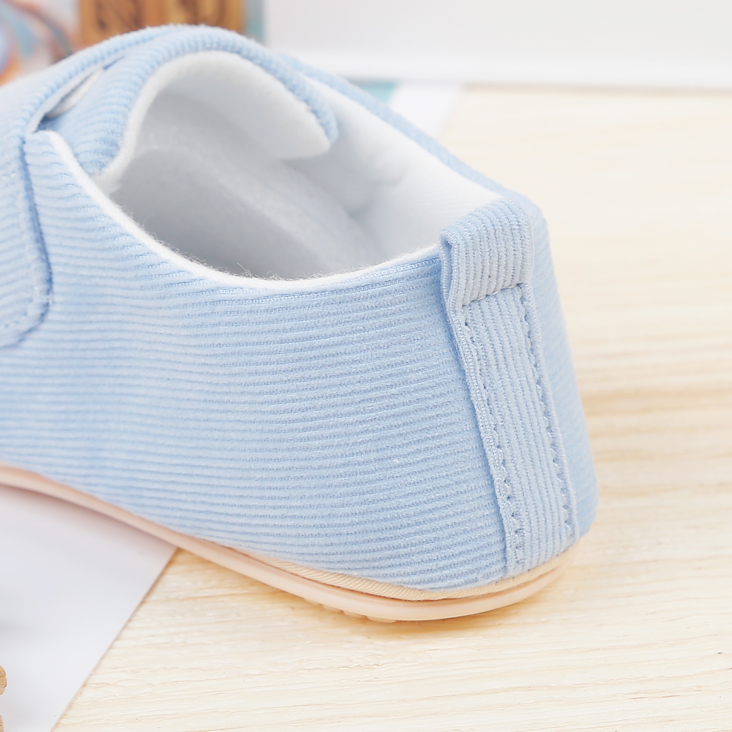 Giày tập đi KidsPlaza thêu gấu 22K-S4 (Xanh) hình 4