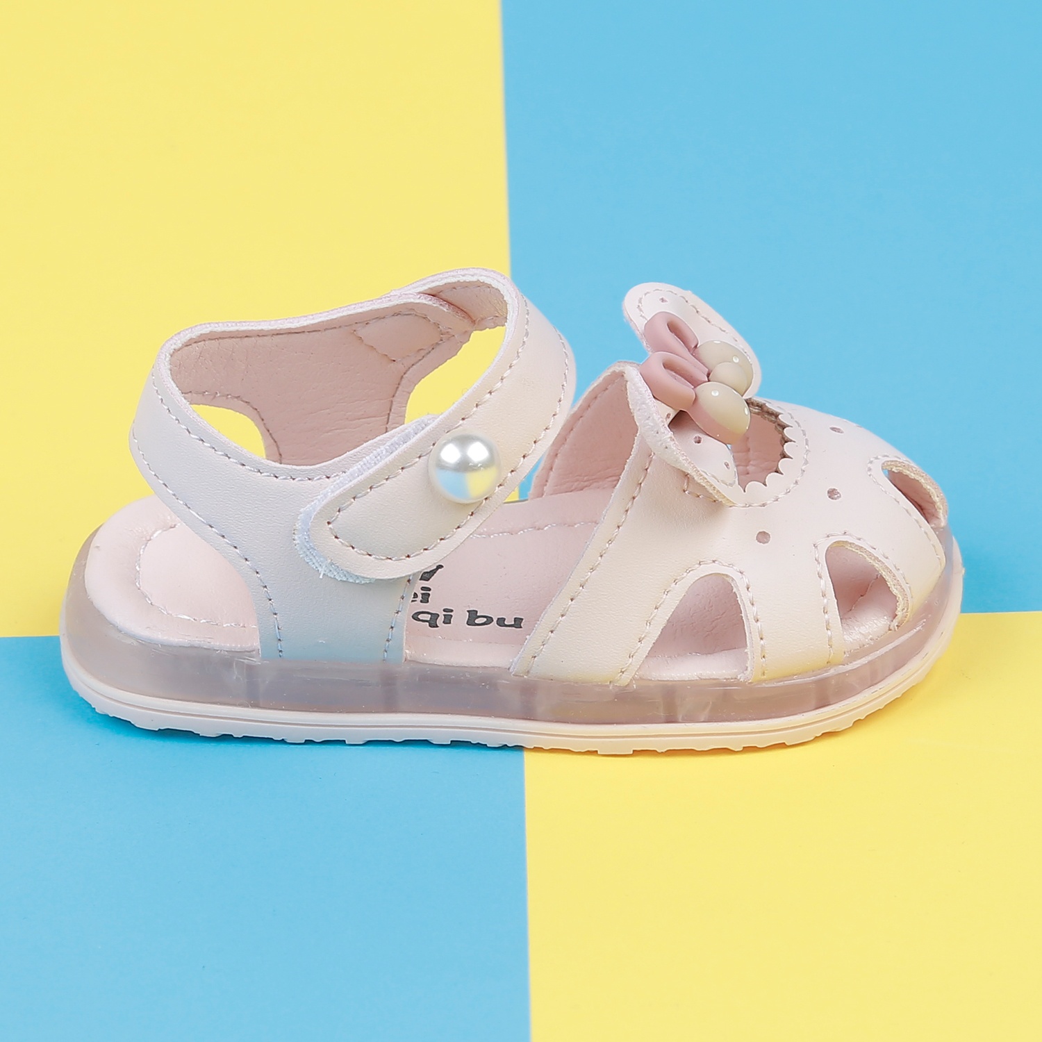 Sandal bé gái đính tai thỏ AC22H hồng  hình 2