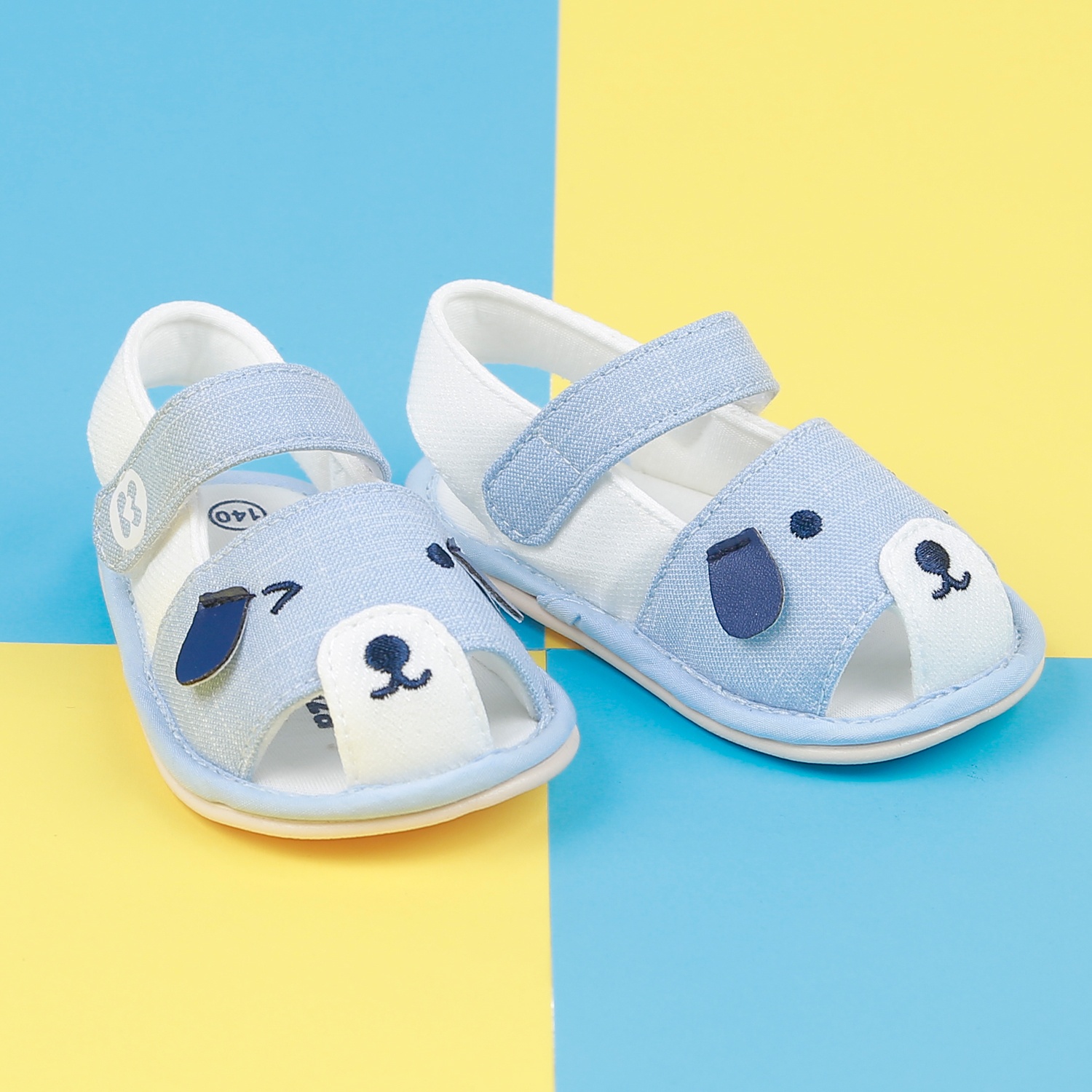 Dép sandal tập đi KidsPlaza 22k-S1 hình cún (Xanh) hình 1