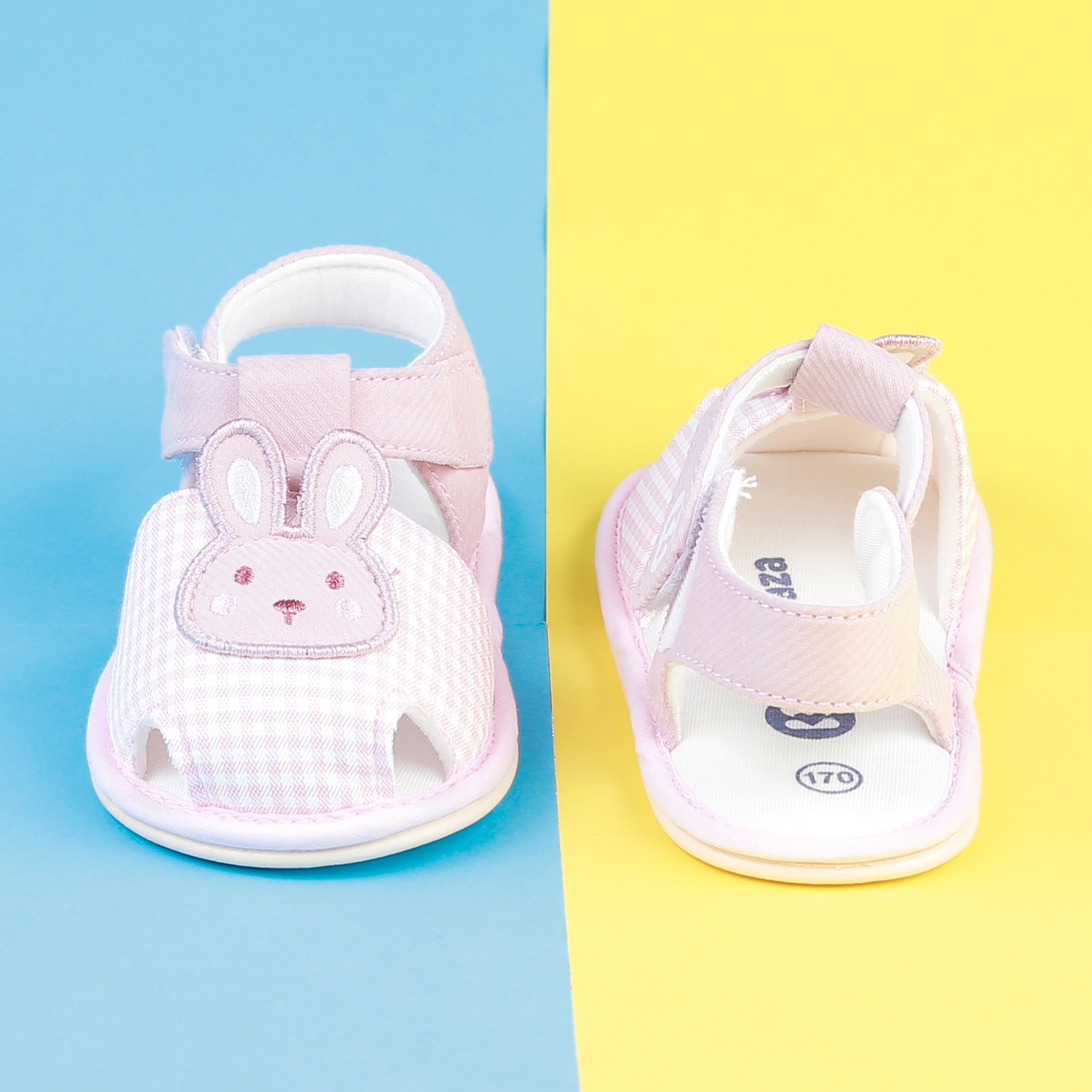 Dép sandal tập đi KidsPlaza 22K-S11 hình thỏ (Hồng) hình 2