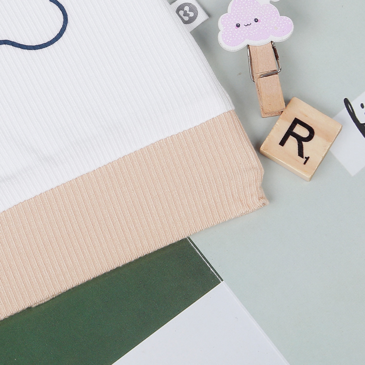 Mũ sơ sinh kẻ tăm KidsPlaza hình chó ND22T (Trắng be) hình 3