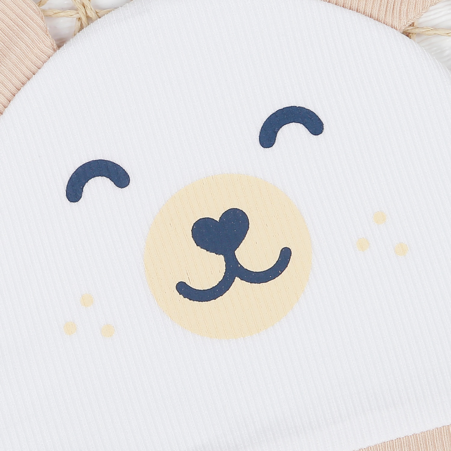 Mũ sơ sinh kẻ tăm KidsPlaza hình gấu ND22T (Trắng be) hình 3