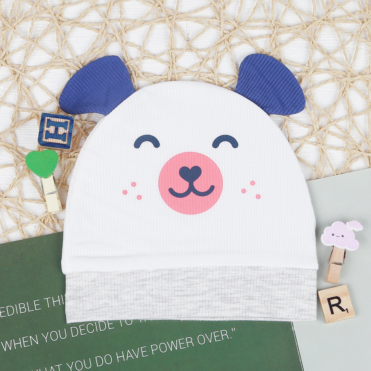 Mũ sơ sinh kẻ tăm KidsPlaza ND22T (Trắng ghi) hình 1