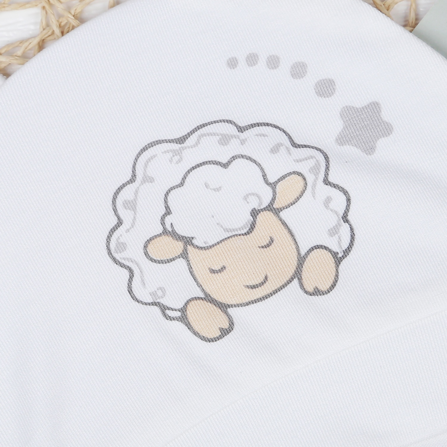 Mũ sơ sinh Otis bé trai in cừu KidsPlaza ND22T (Trắng) hình 2