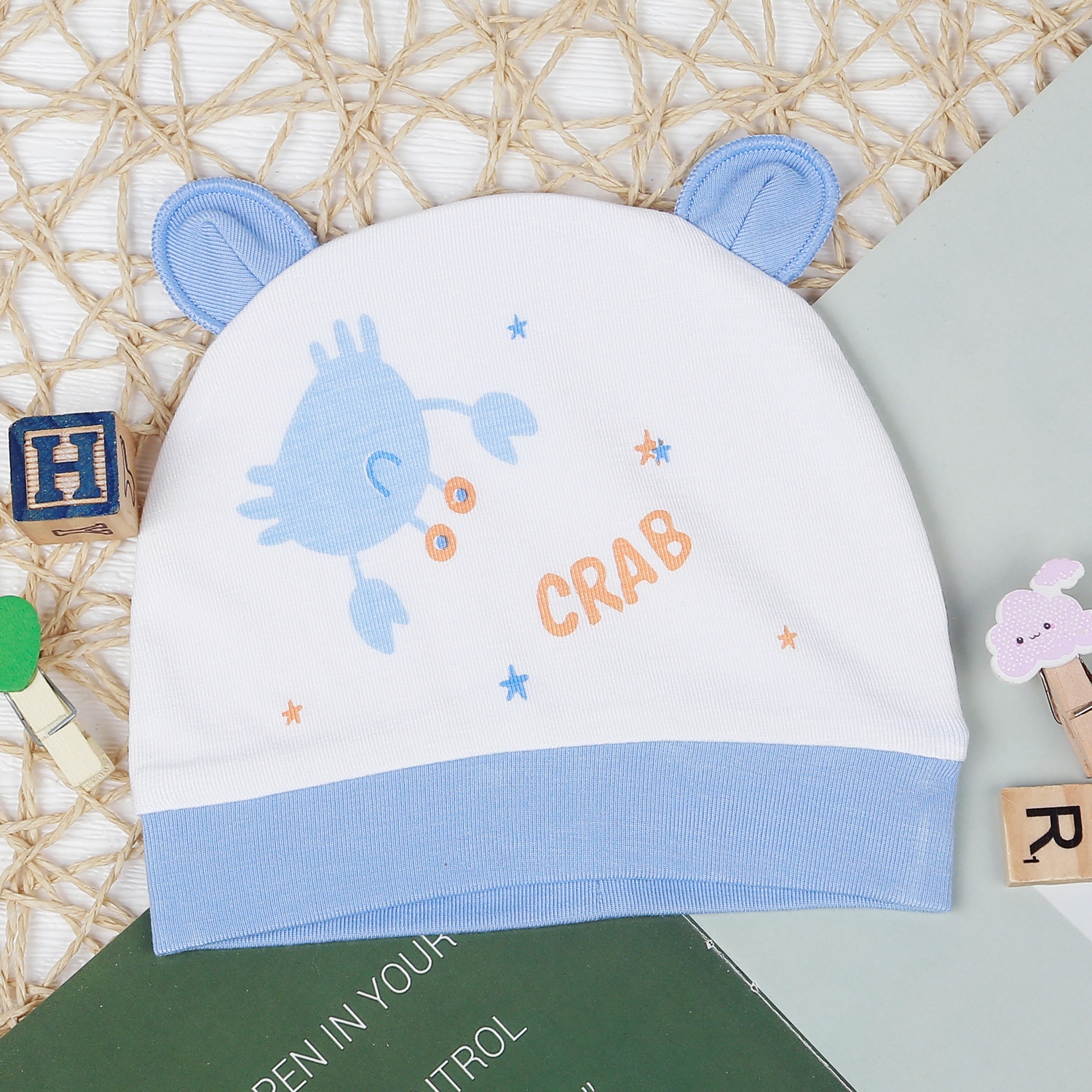 Mũ sơ sinh Otis bé trai in crab KidsPlaza ND22T (Trắng xanh) hình 1