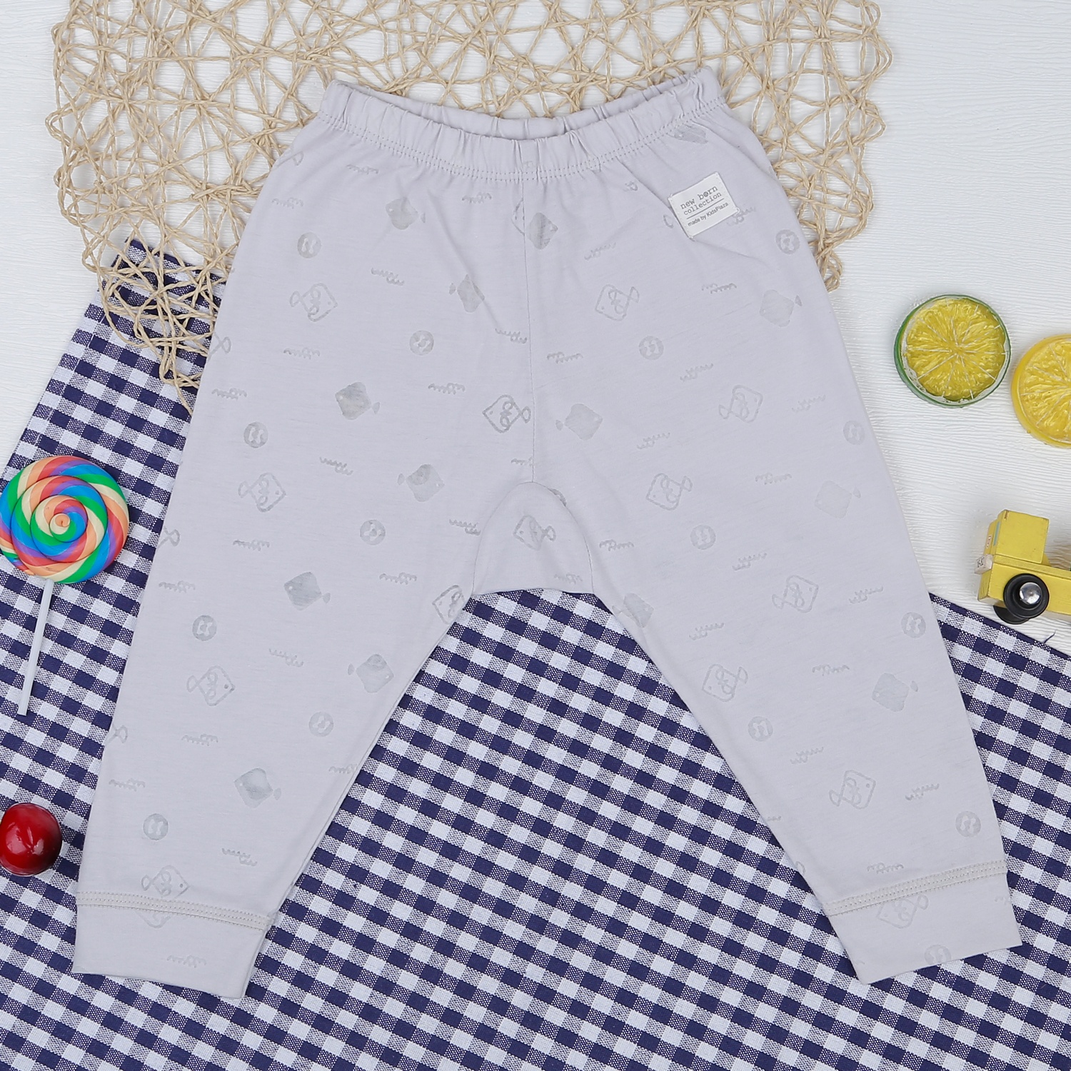 Bộ quần áo dài tay cài chéo KidsPlaza in cá HN21T (Ghi) hình 6