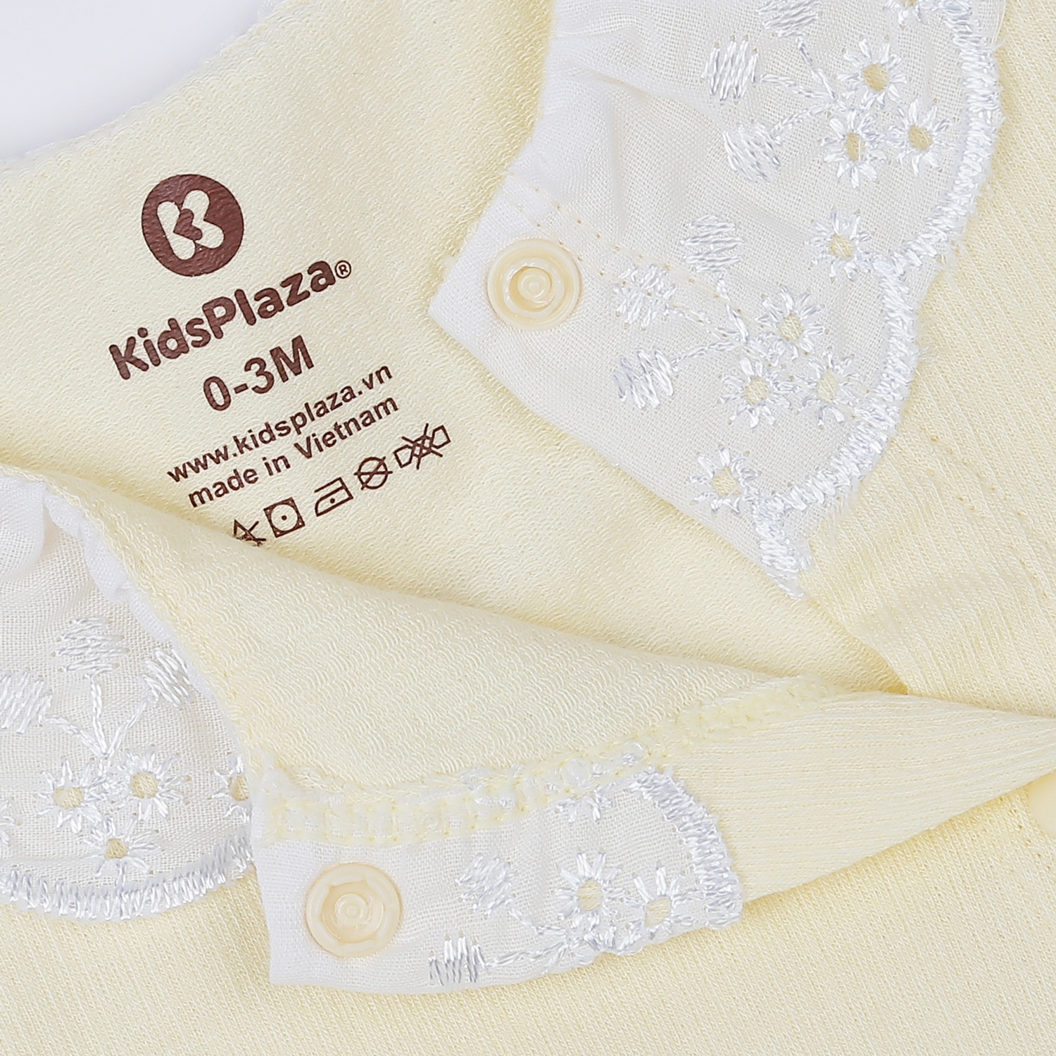 Body bé gái KidsPlaza cổ ren bèo thêu gấu HN22D (Vàng) hình 3