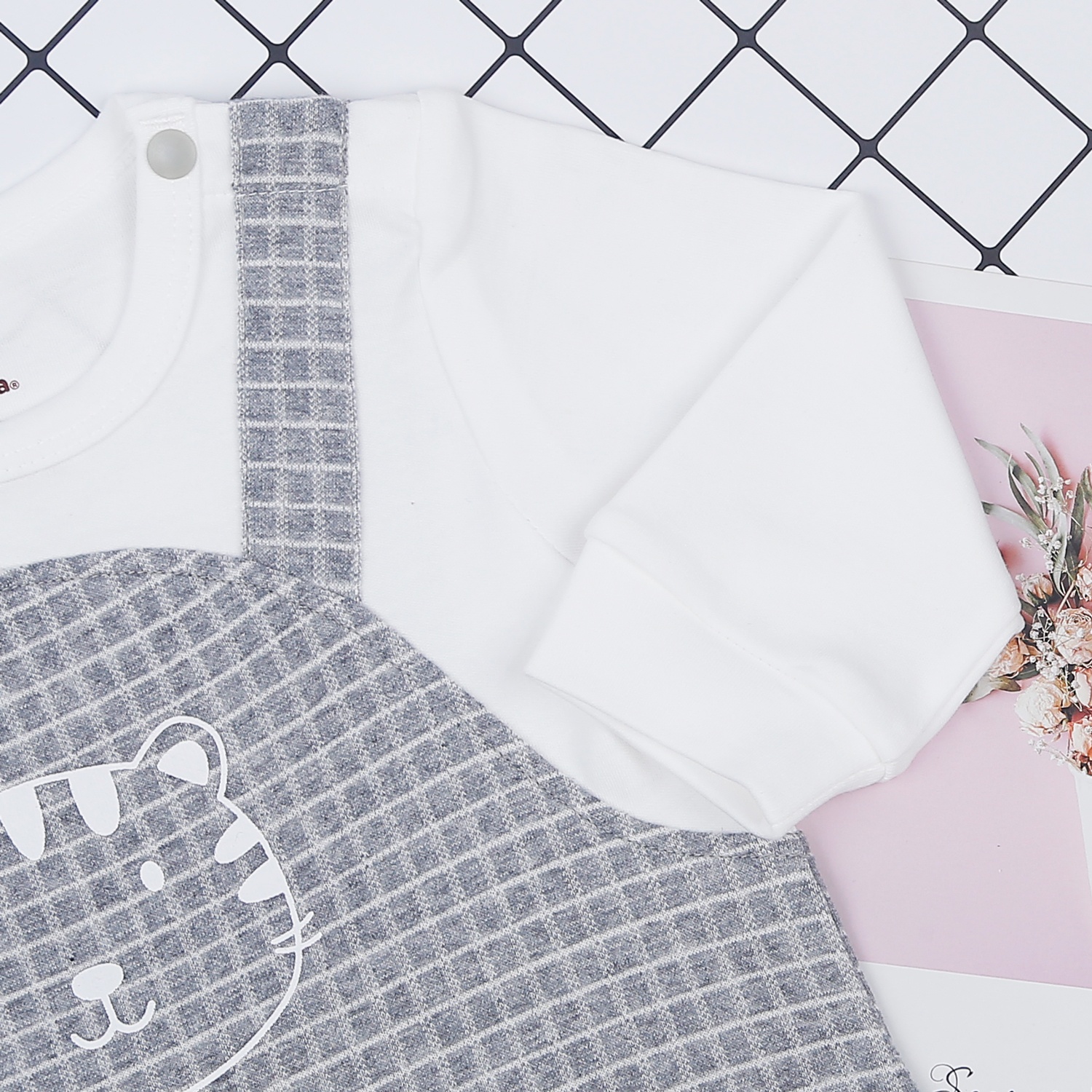 Set body bé trai KidsPlaza in hổ HN22D (Trắng kẻ xám) hình 3