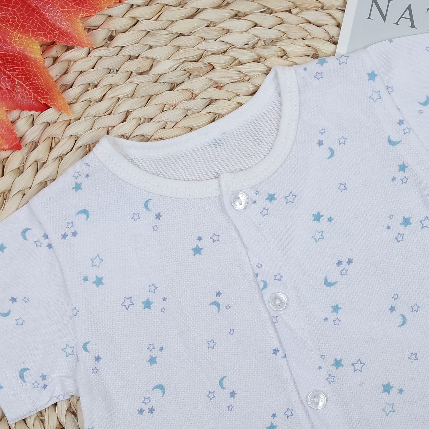 Áo sơ sinh cộc tay Kiza in trăng sao BA22 hình 2
