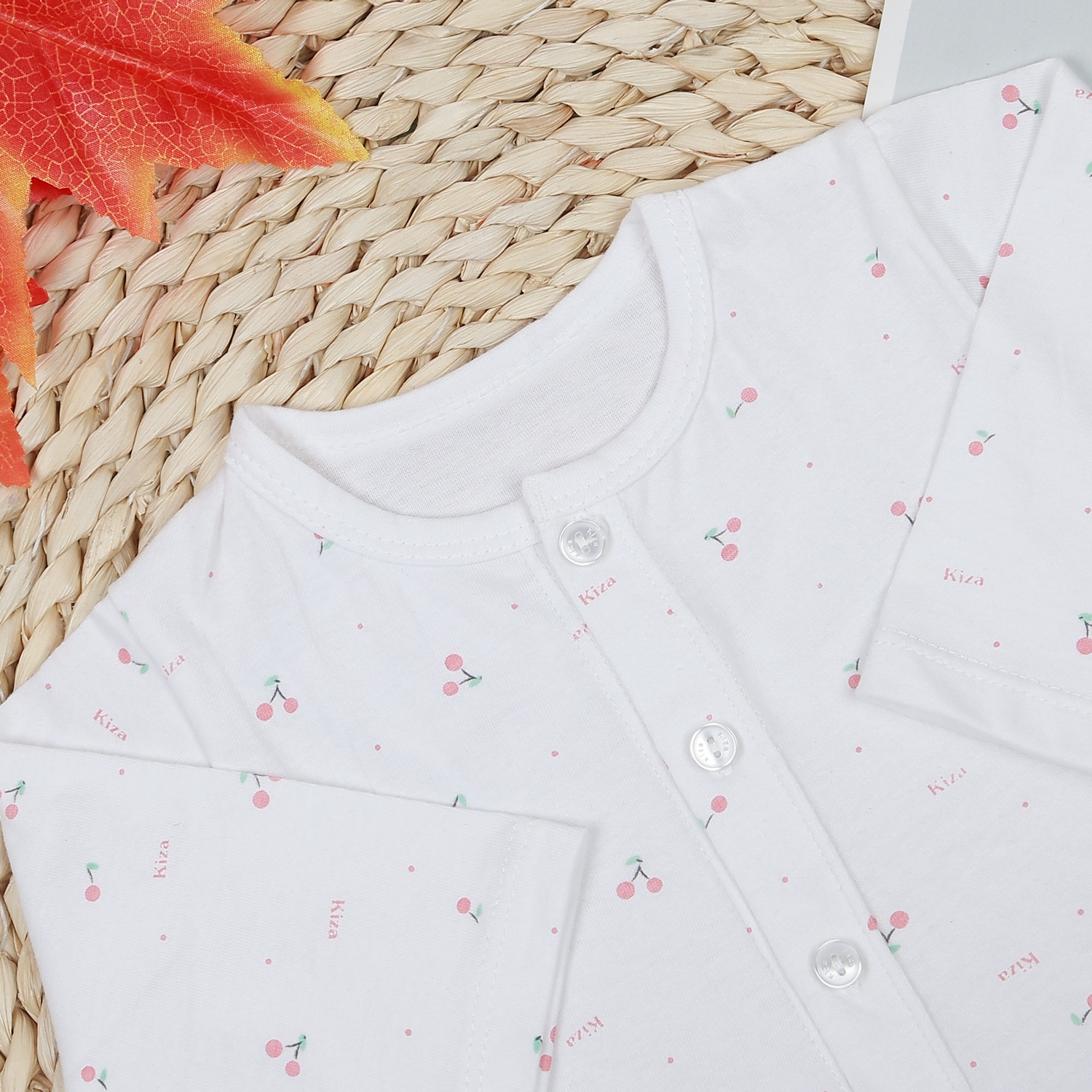 Áo dài tay Kiza in Cherry BA22 hình 3