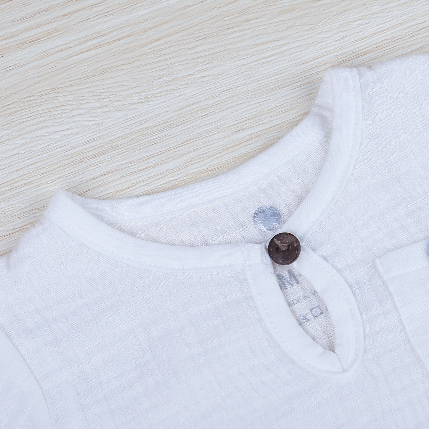 Bộ cộc tay bé trai xô KidsPlaza M21H trắng xanh hình 3