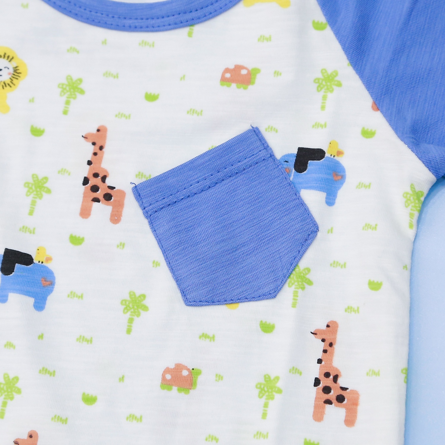 Bộ quần áo cộc tay bé trai in hình thú KidsPlaza M21H hình 4