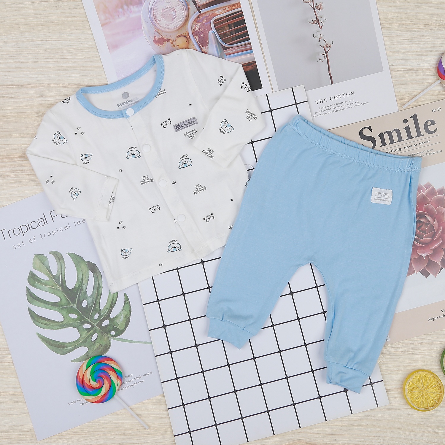 Bộ quần áo dài tay cài giữa KidsPlaza in Tiger M22H (Xanh) hình 1