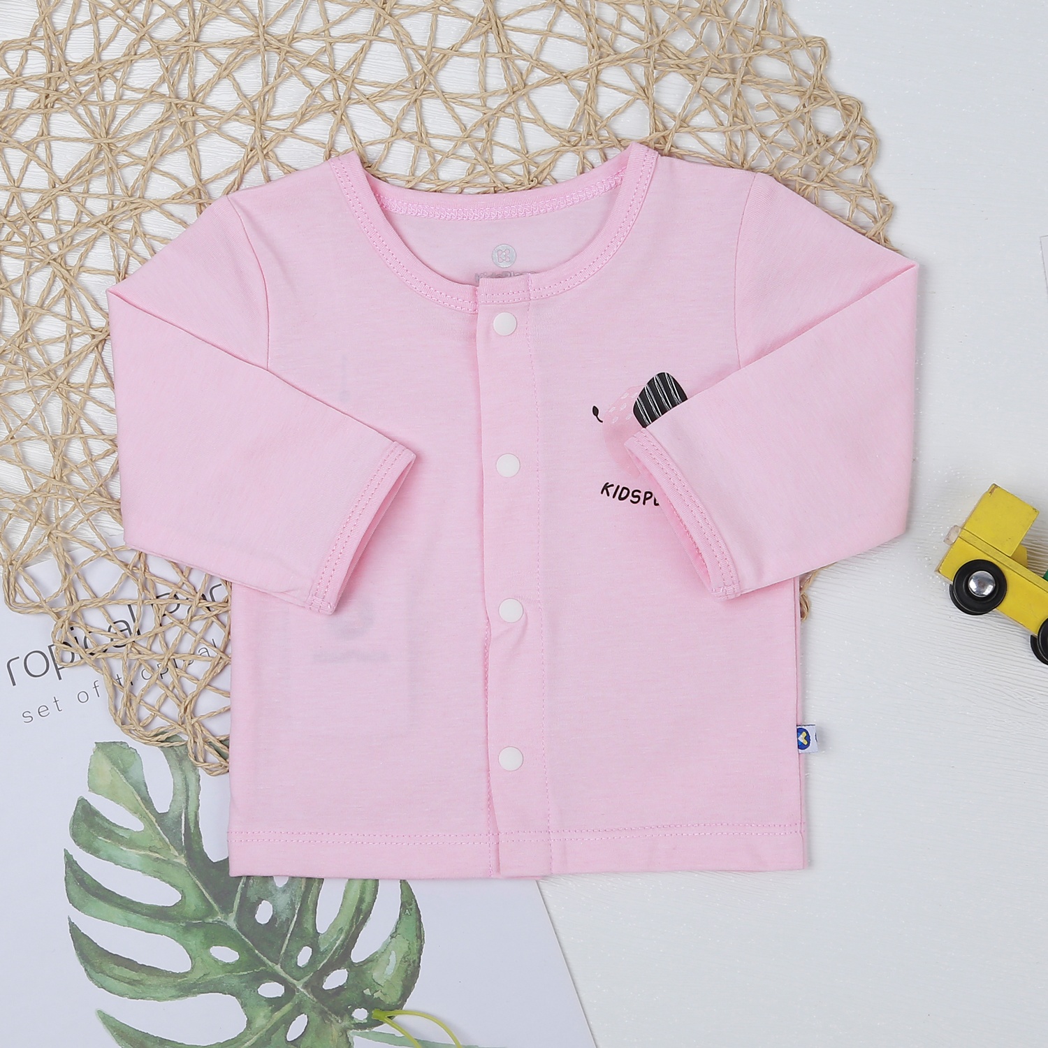 Bộ quần áo dài tay cài giữa KidsPlaza KA22 (Hồng) hình 2