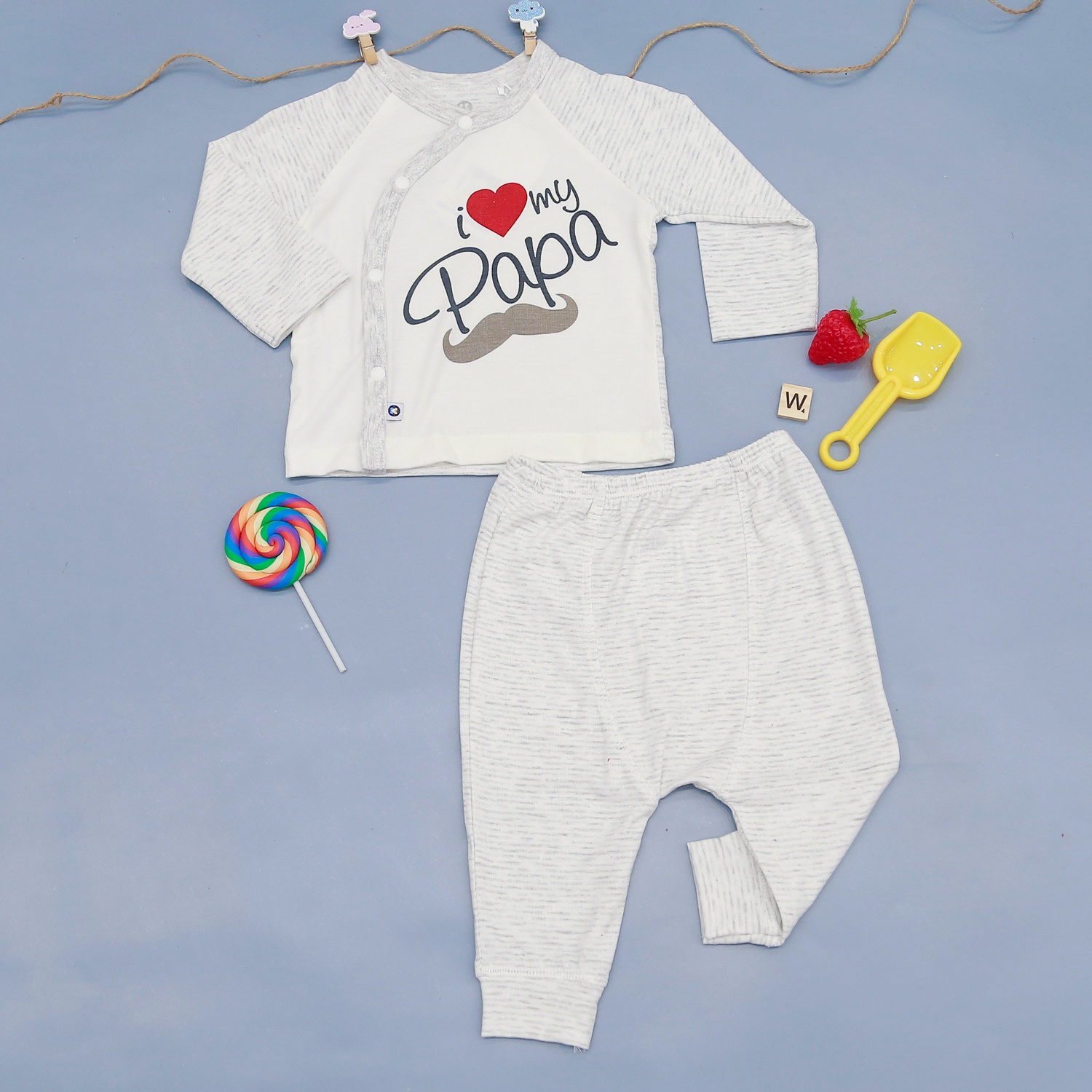 Bộ quần áo sơ sinh dài tay cài lệch Otis KidsPlaza ND22H (Trắng ghi) hình 1