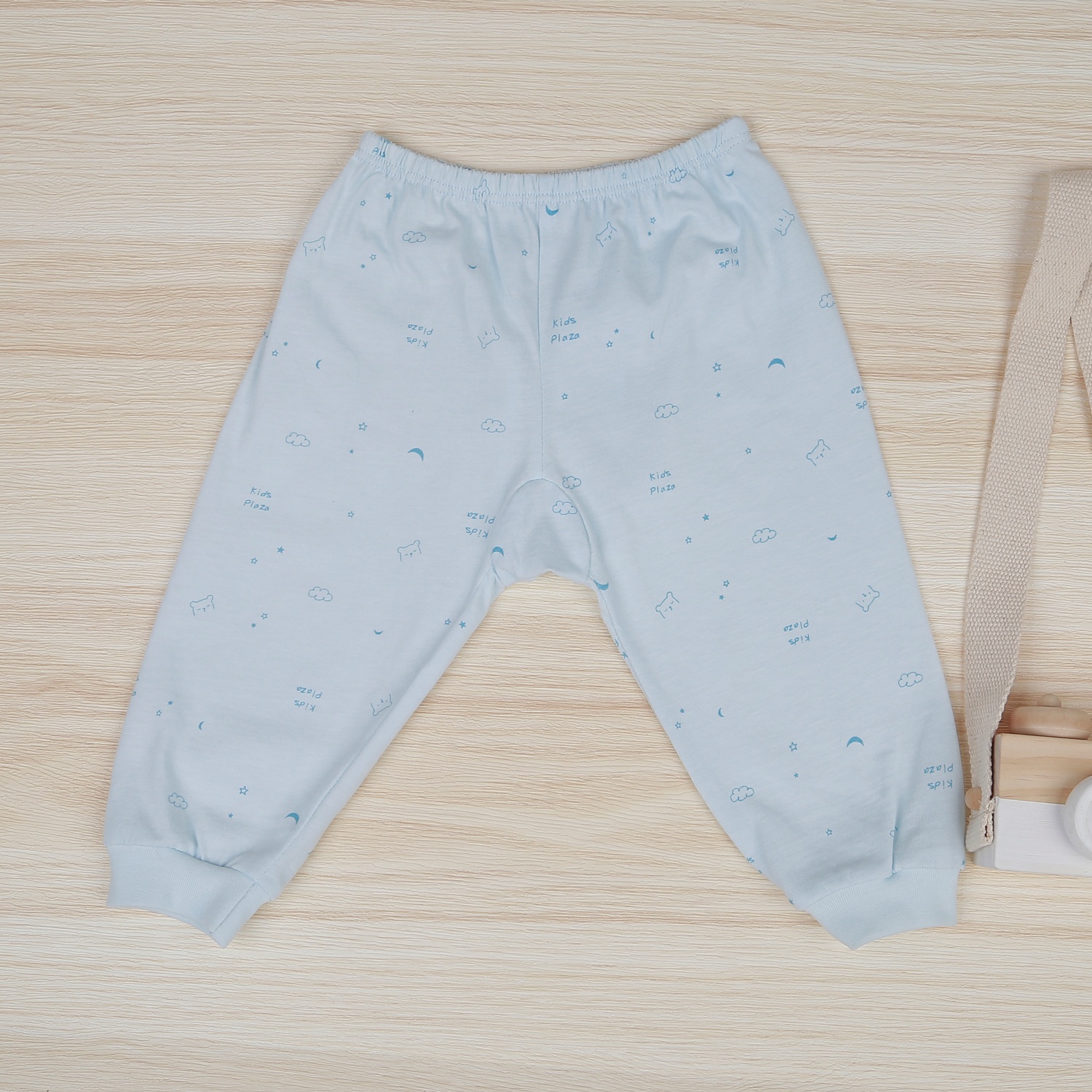 Bộ quần áo sơ sinh dài tay in hình KidsPlaza NBA22 (Xanh) hình 4