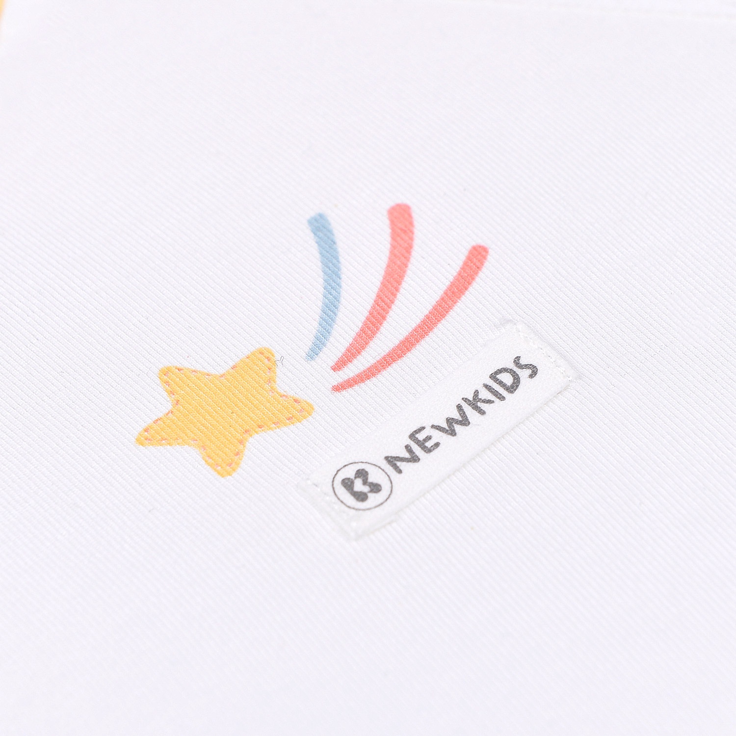 Bộ sơ sinh cài lệch bé gái dài tay Otis KidsPlaza ND22H (Trắng Vàng) hình 3