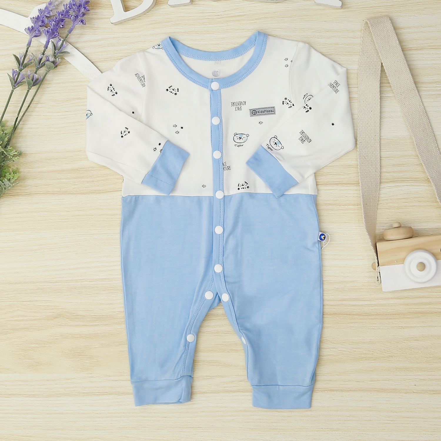 Body sơ sinh dài tay cài giữa KidsPlaza in Tiger M22H (Trắng Xanh) hình 1