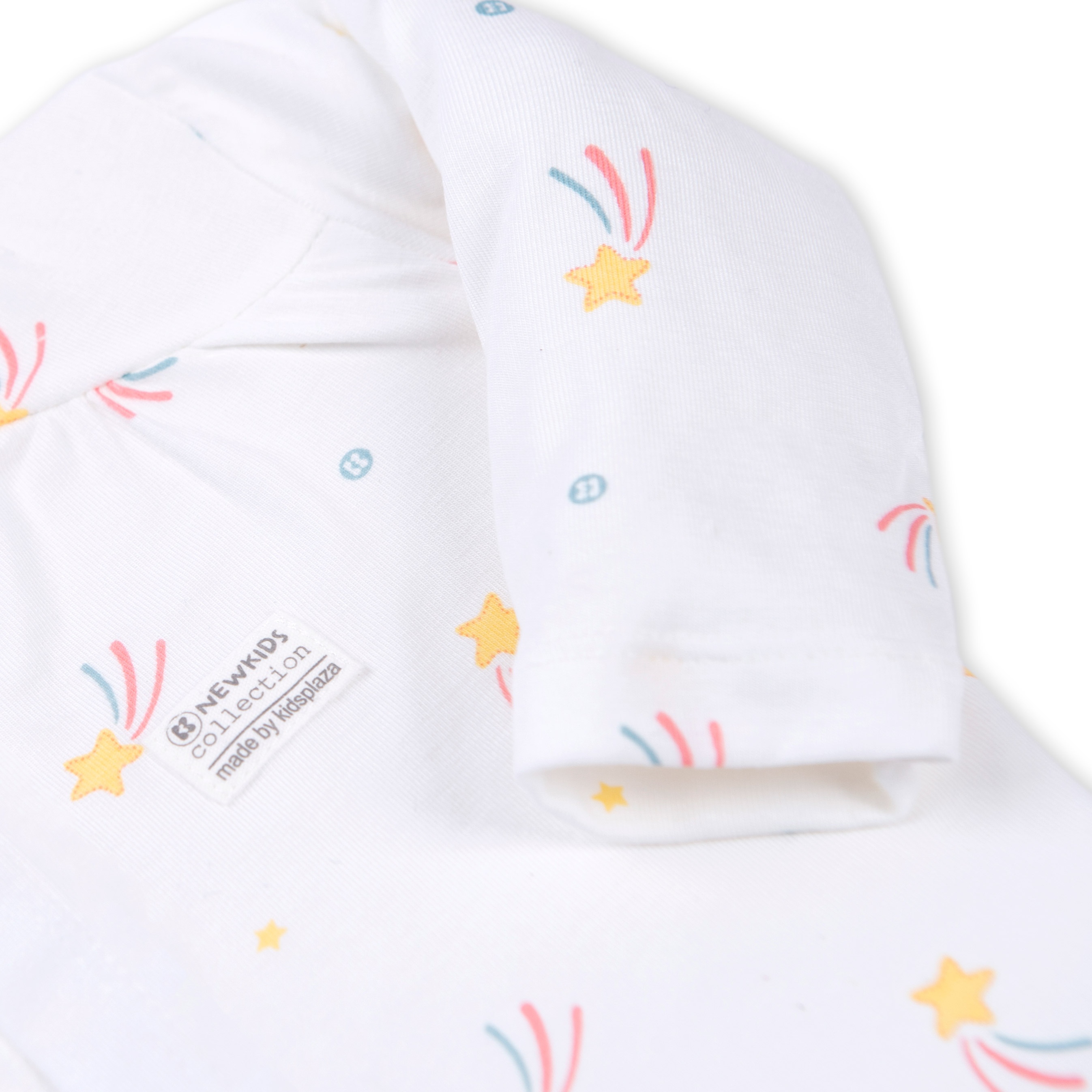 Quần áo sơ sinh bé gái Otis in sao vàng Kids Plaza ND22H (Trắng) hình 2