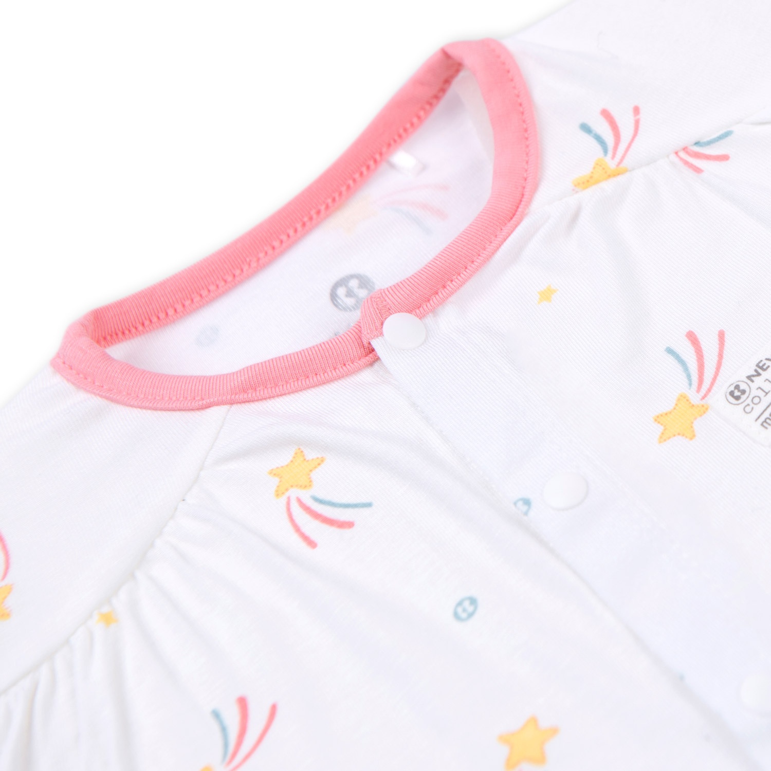 Quần áo sơ sinh bé gái Otis in sao vàng Kids Plaza ND22H (Trắng) hình 3