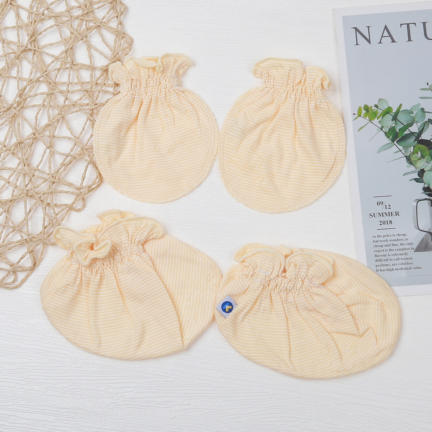 Set bao tay chân KidsPlaza HN23H (Vàng) hình 1