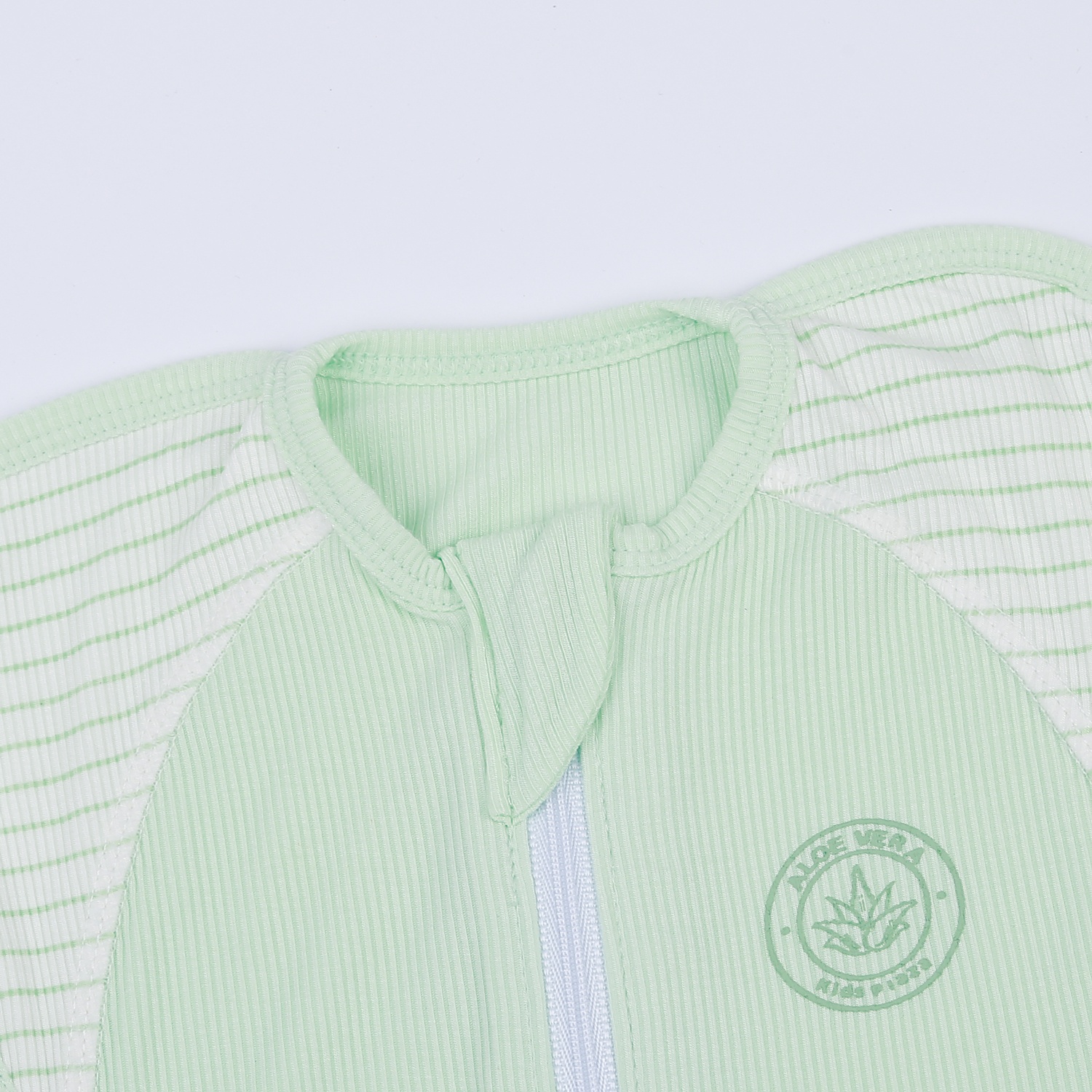 Ủ kén sơ sinh KidsPlaza fresh air ND23H (Xanh) hình 4