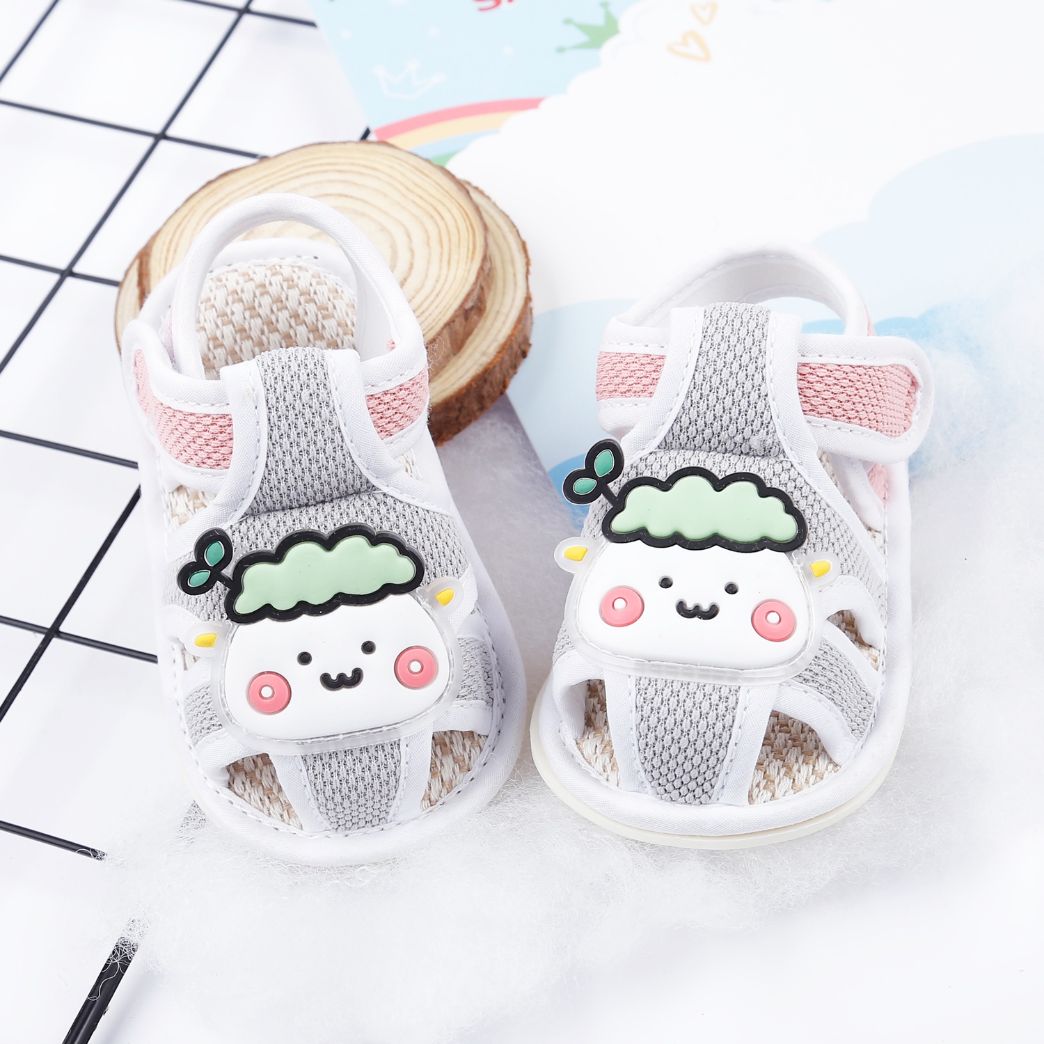 Dép sandal tập đi Aiyinmei hình cừu 23K-SD4  (Ghi) hình 1