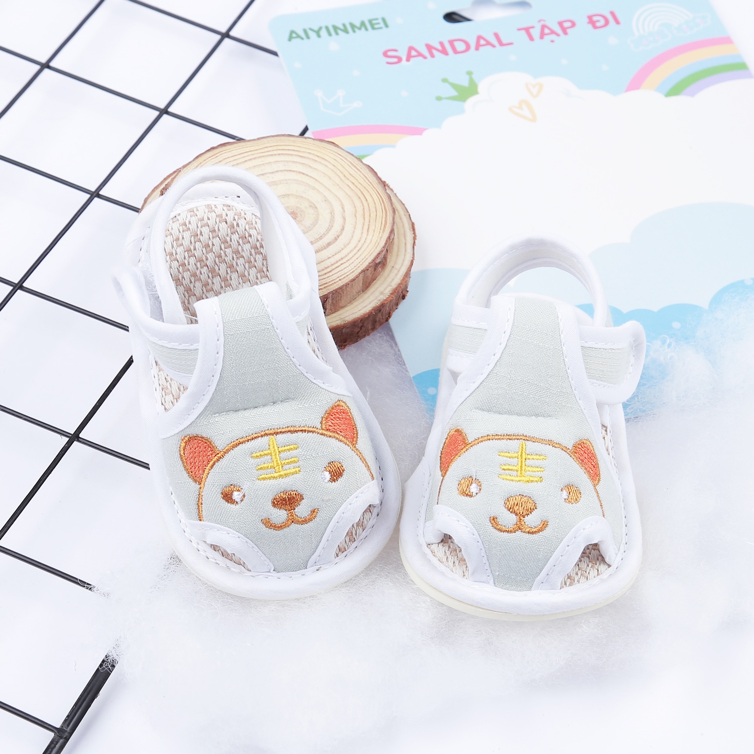 Dép sandal tập đi Aiyinmei hình gấu 23K-SD8 (Xanh) hình 1