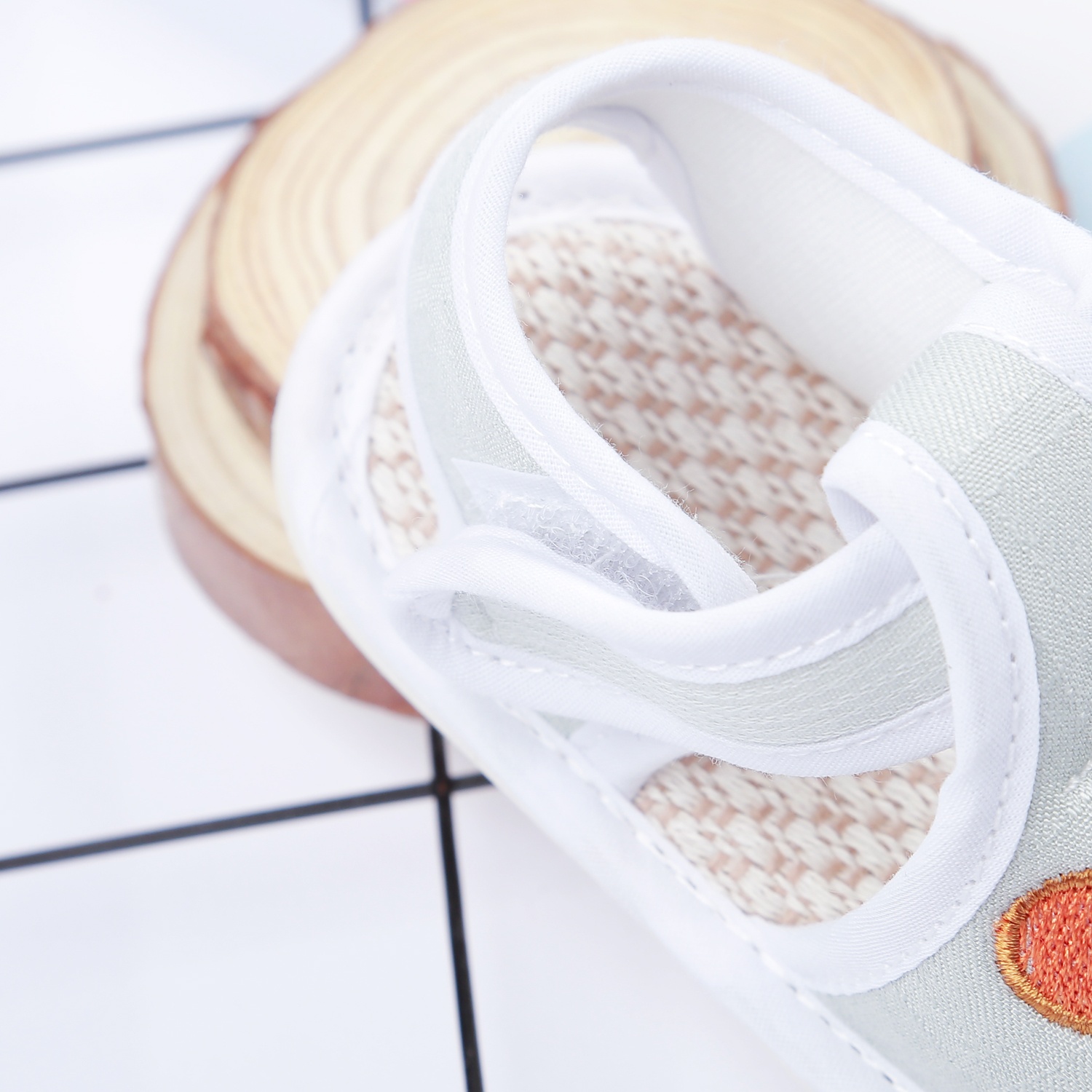 Dép sandal tập đi Aiyinmei hình gấu 23K-SD8 (Xanh) hình 3