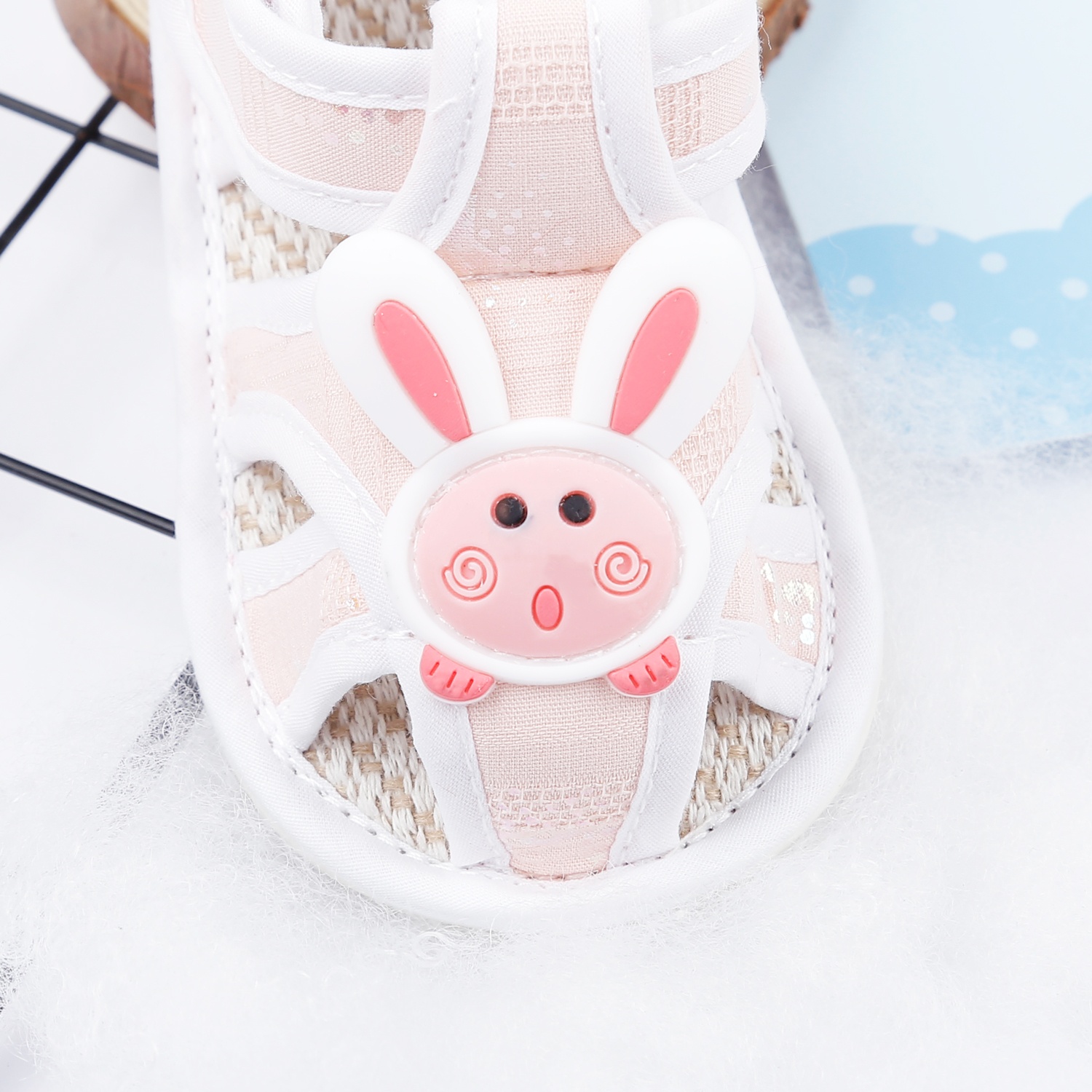 Dép sandal tập đi Aiyinmei hình mặt thỏ 23K-SD5 (Hồng) hình 2