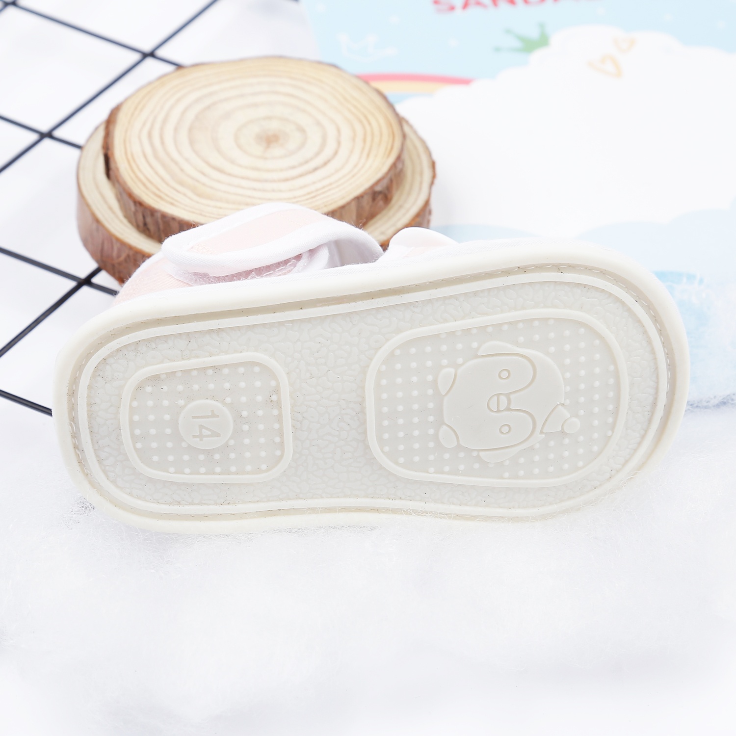 Dép sandal tập đi Aiyinmei hình mặt thỏ 23K-SD5 (Hồng) hình 4