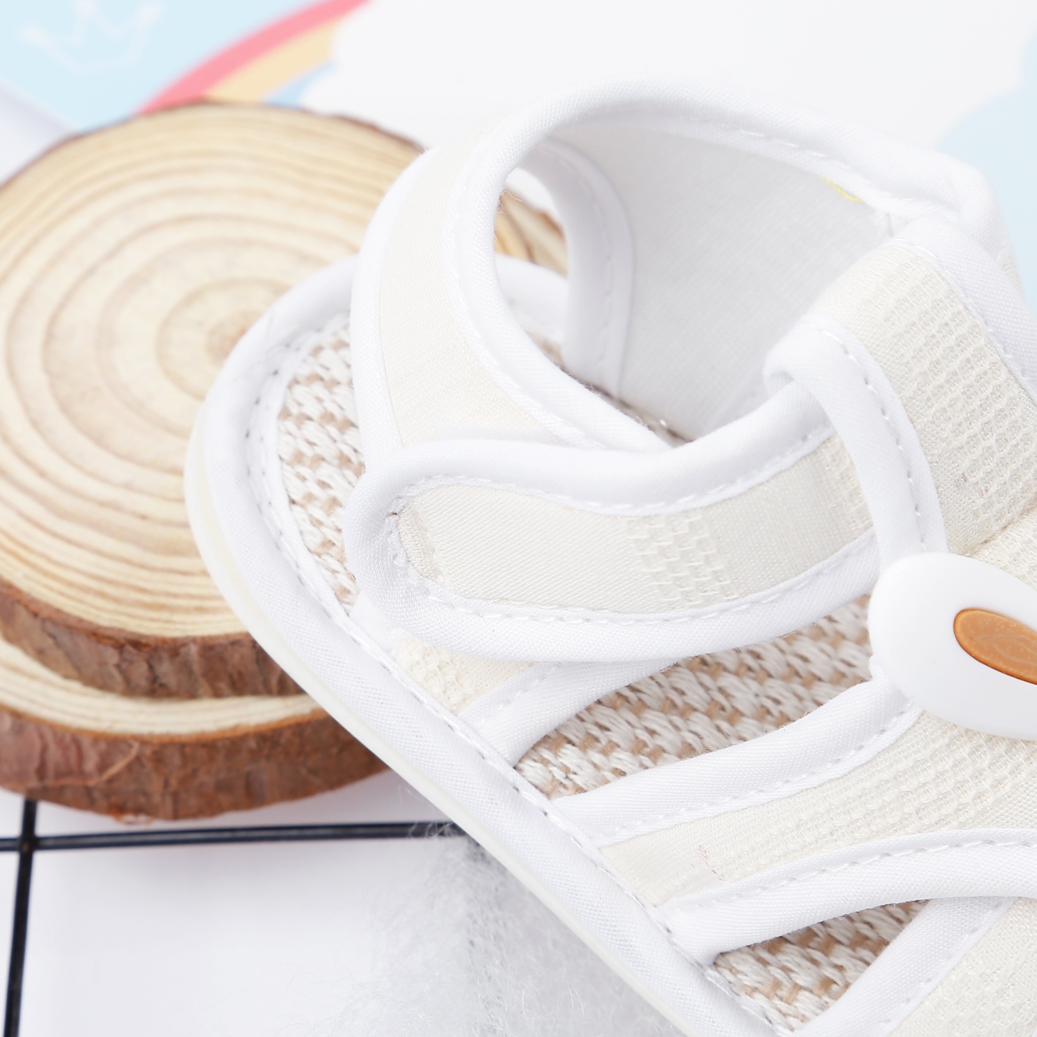 Dép sandal tập đi Aiyinmei hình thỏ 23K-SD5 (Be) hình 3