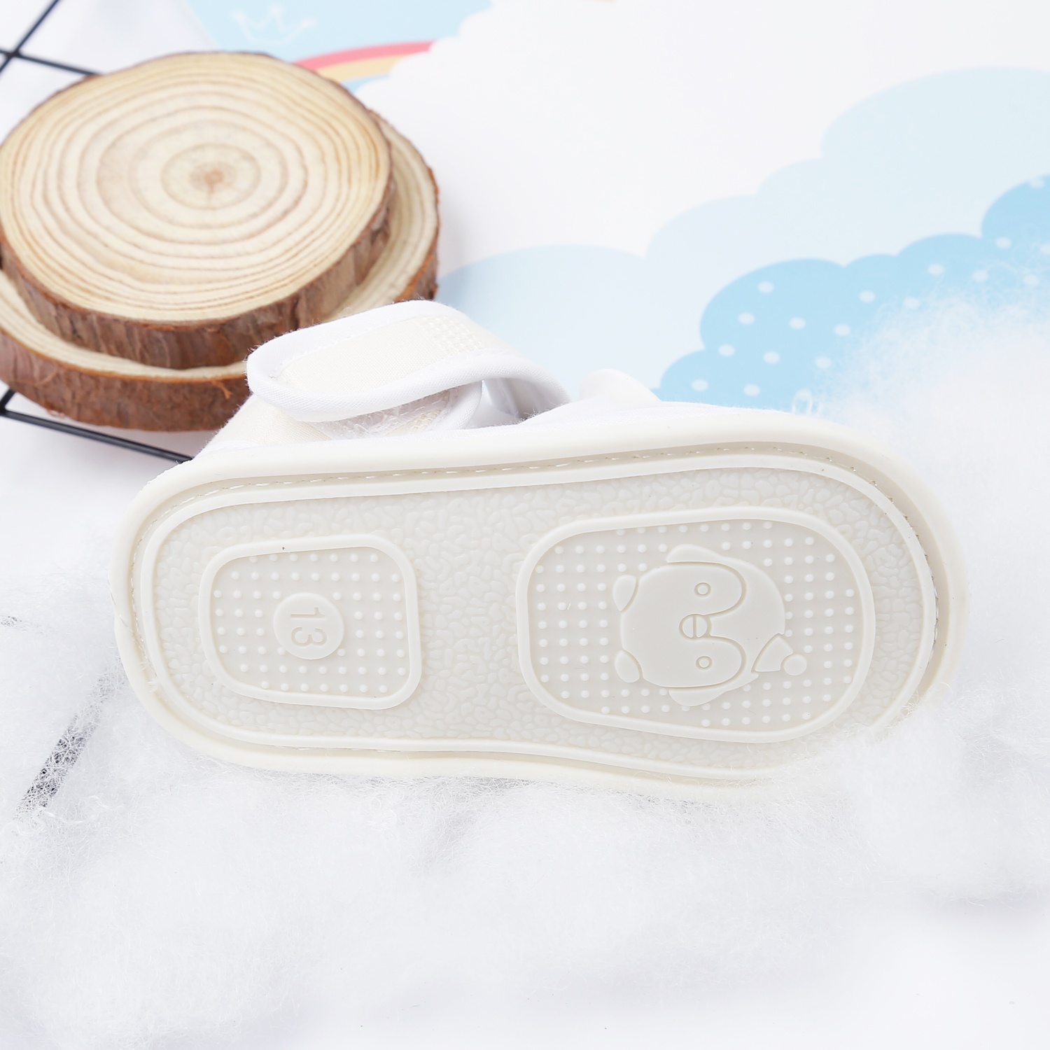 Dép sandal tập đi Aiyinmei hình thỏ 23K-SD5 (Be) hình 4