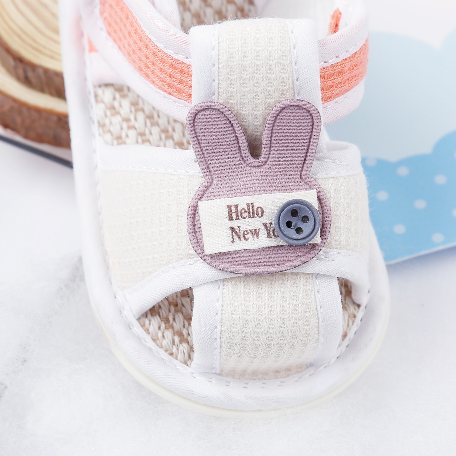 Dép sandal tập đi Aiyinmei thỏ (Be) 23K-SD3 hình 2