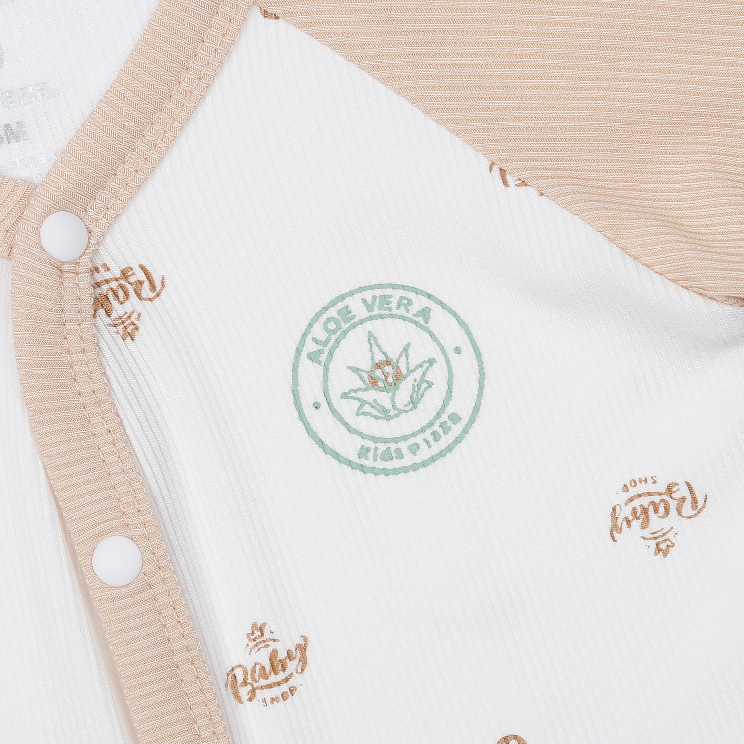 Bộ quần áo cộc tay cài giữa KidsPlaza Fresh air ND23H ( Trắng)