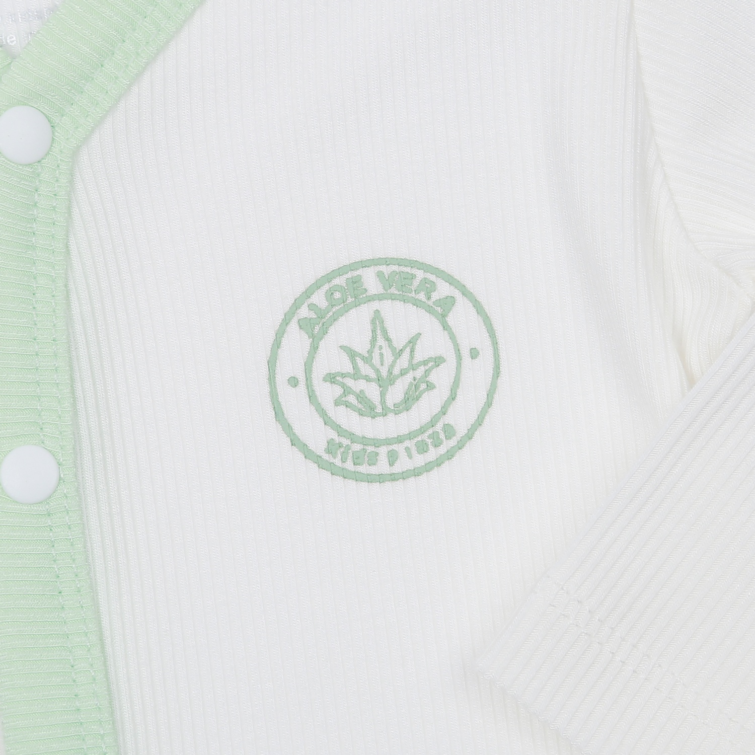 Bộ quần áo dài tay cài giữa KidsPlaza Fresh air ND23H