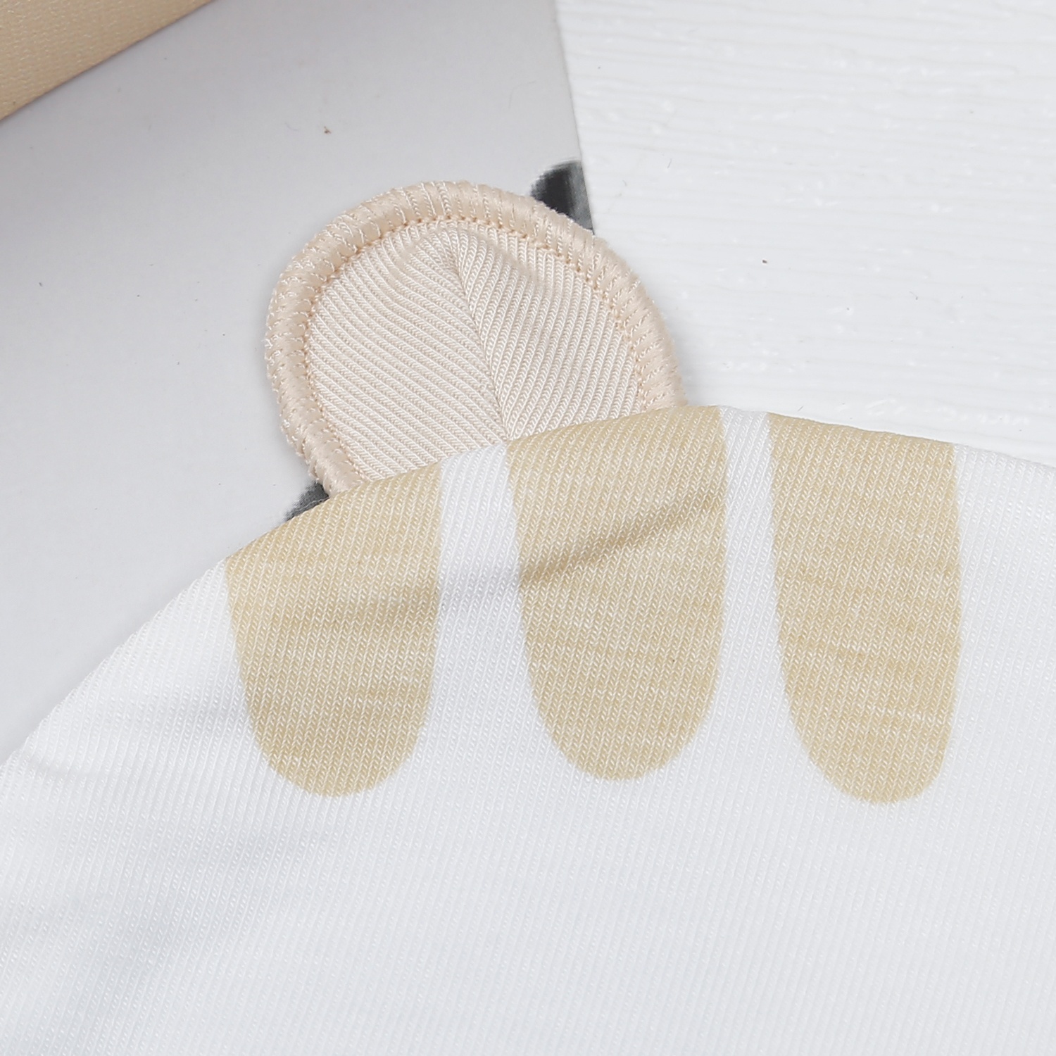 Mũ sơ sinh KidsPlaza Otis ND23H (Trắng be) hình 3