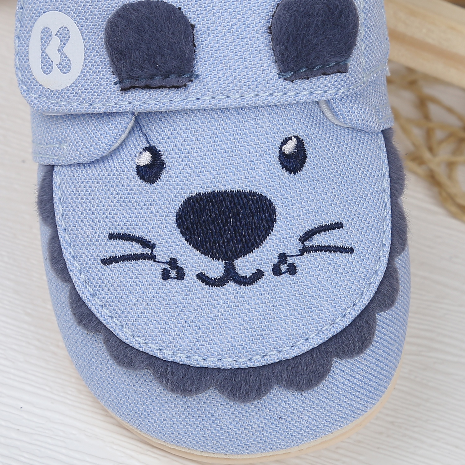 Giày tập đi KidsPlaza thêu sư tử 23K-S5 (Xanh) hình 3