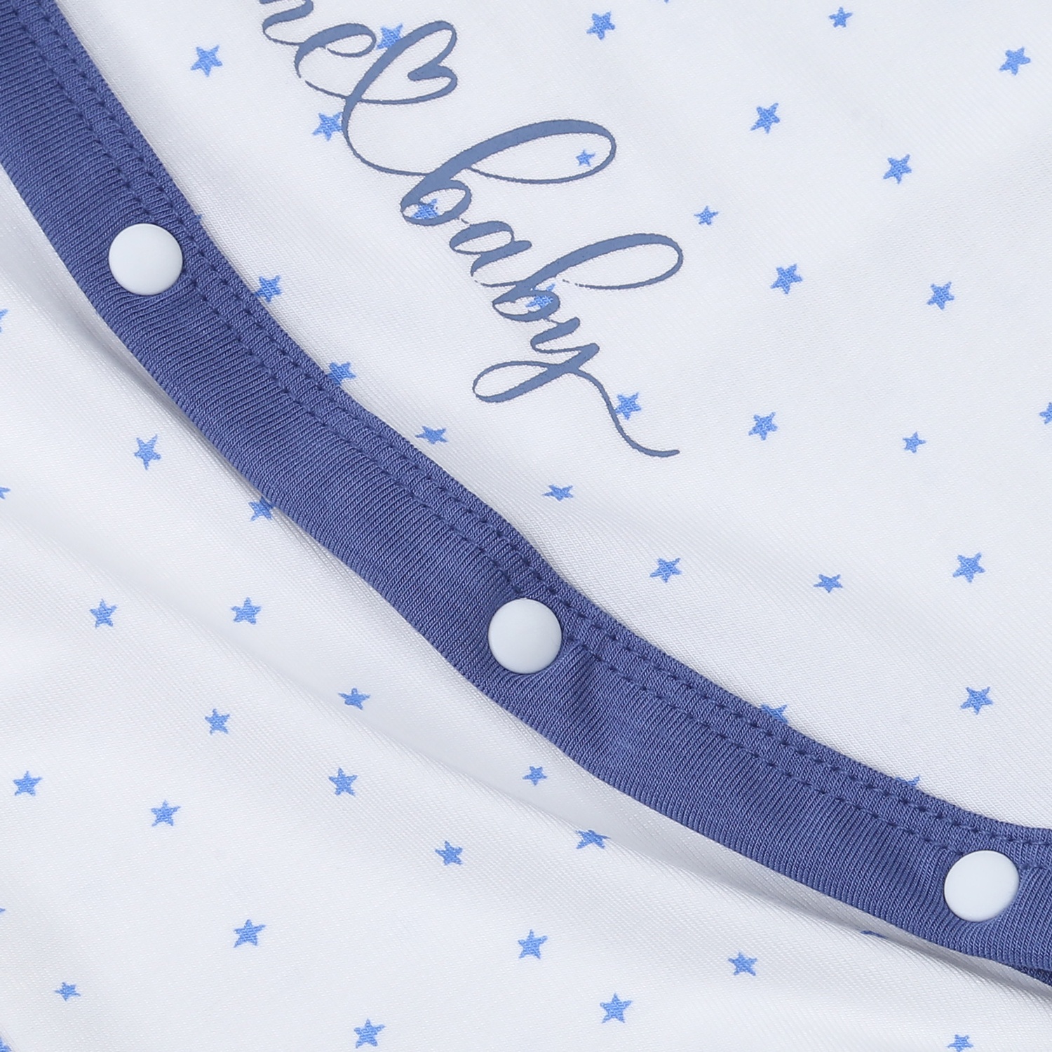 Body dài tay cài lệch KidsPlaza Otis in sao ND23T (Trắng xanh) hình 3