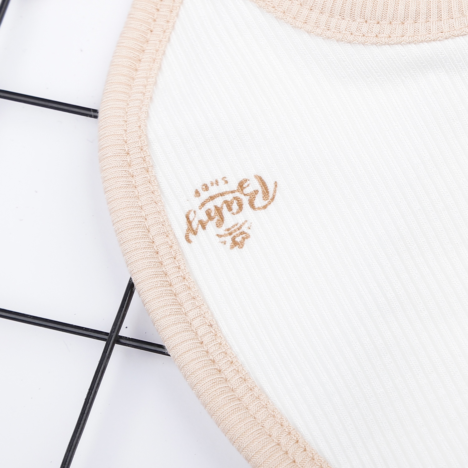 Yếm tròn KidsPlaza fresh air ND23H (Trắng) hình 3