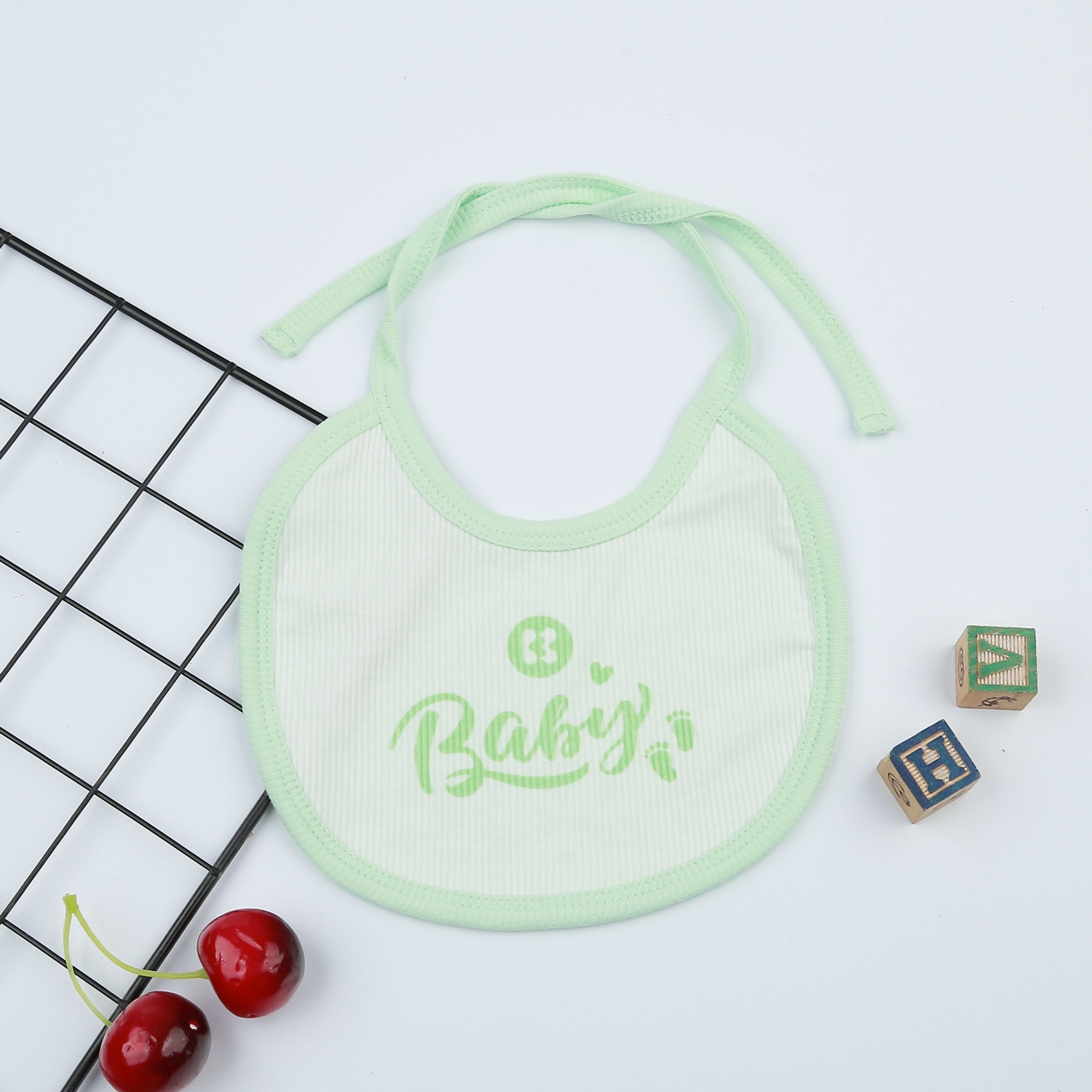 Yếm tròn KidsPlaza fresh air ND23H (Xanh) hình 1