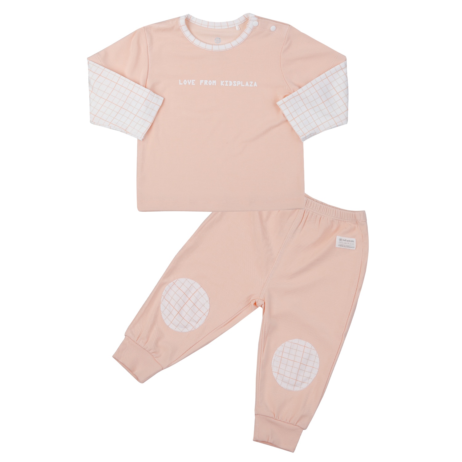 Bộ quần áo dài tay KidsPlaza Otis cài vai in chữ ND24T (Hồng cam) hình 3