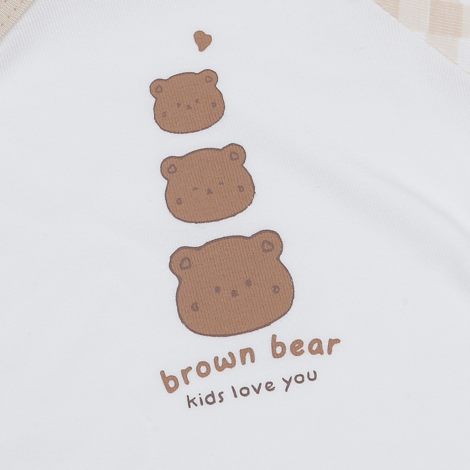 Bộ cộc cài lệch KidsPlaza in gấu Otis ND24H (Trắng Be) hình 4