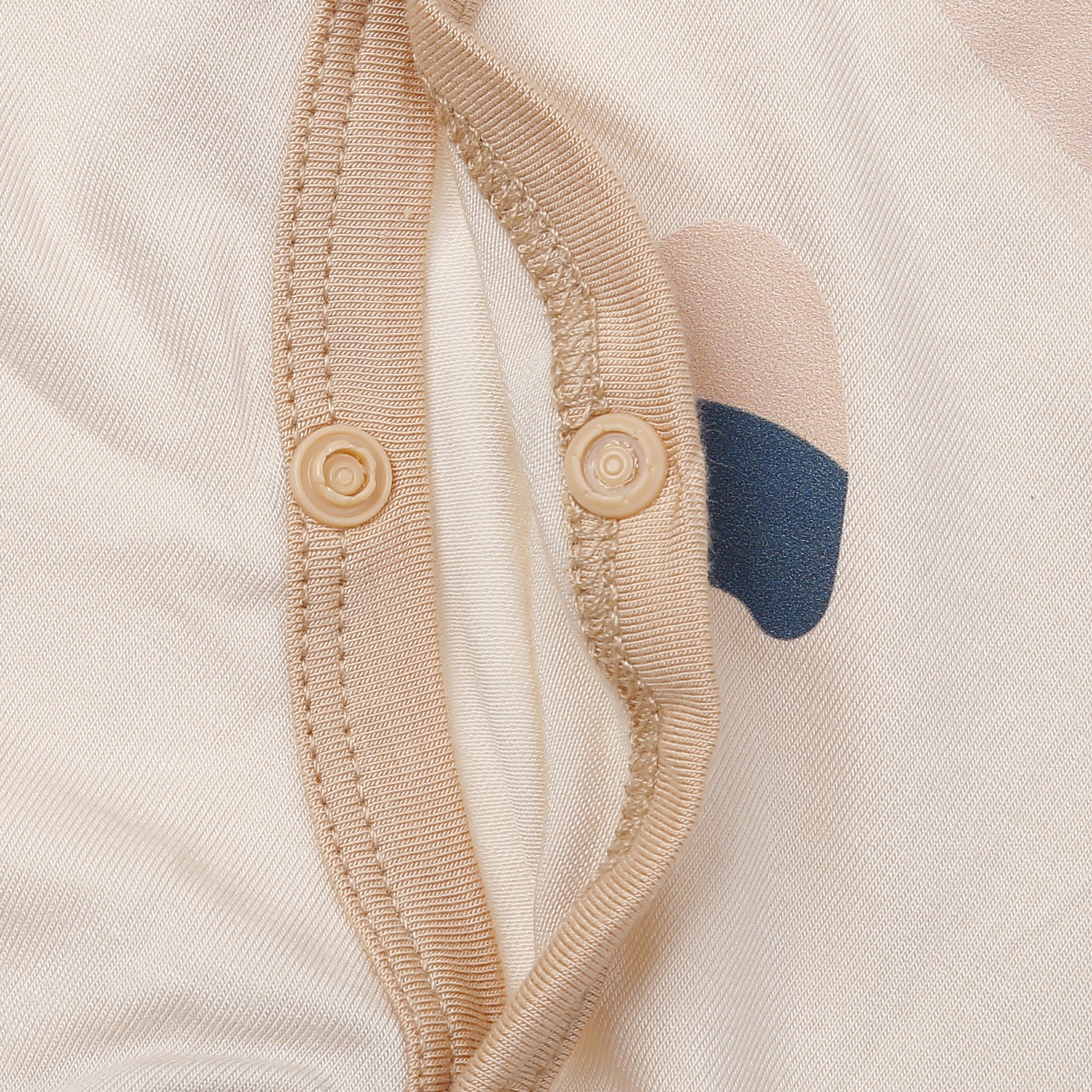 Body dài tay cài lệch KidsPlaza in hươu M24H (Trắng kẻ be) hình 5