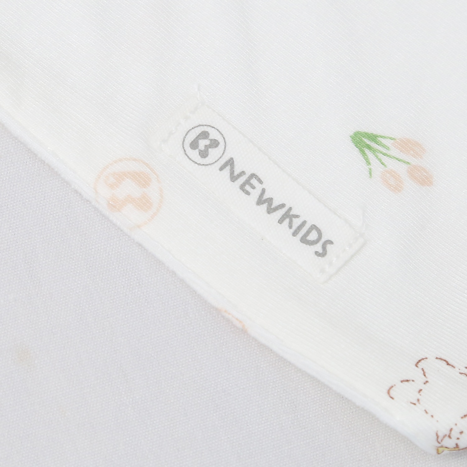 Set 2 yếm tam giác KidsPlaza Otis ND24H (Hồng) hình 4